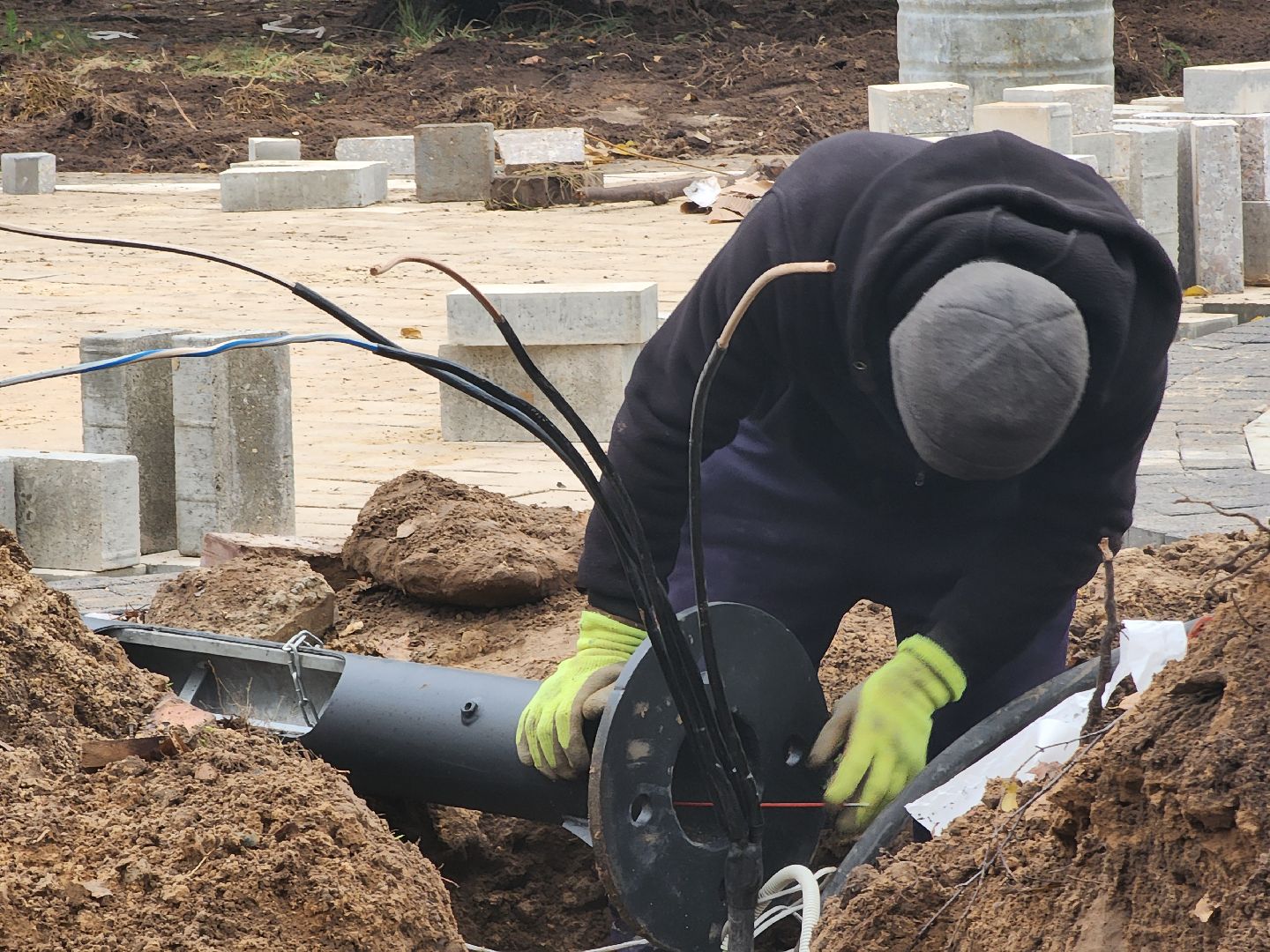 Дубна, Благоустройство, Сквер Журавлева, Столбы освещения, Детская площадка, вертикалки,