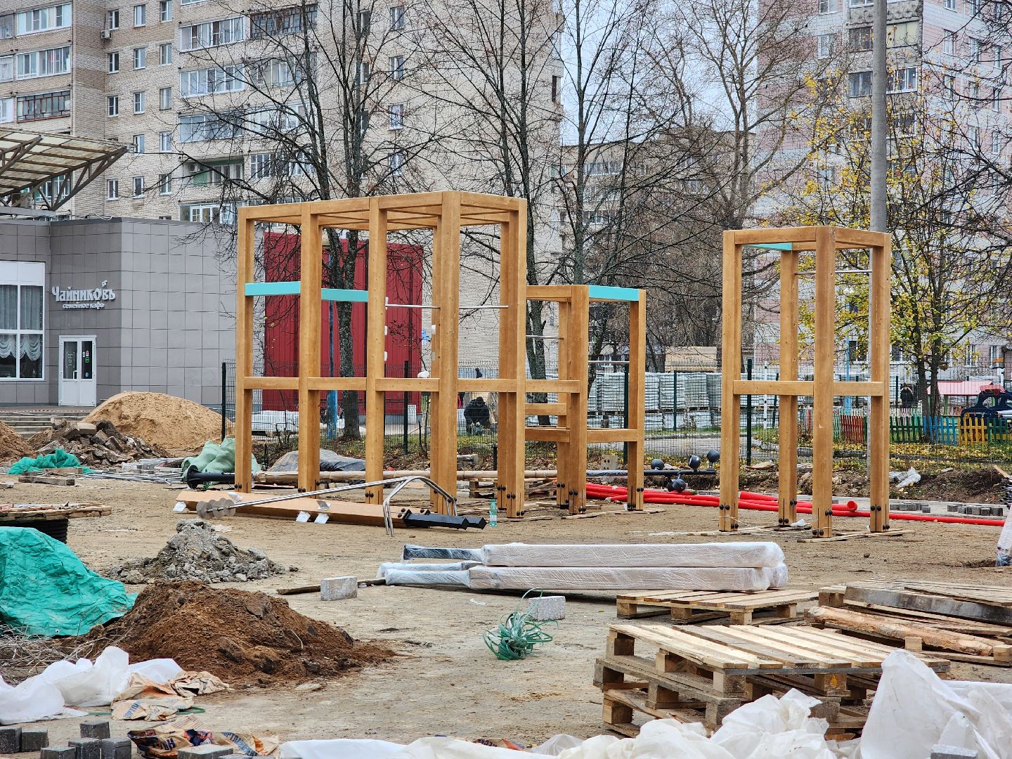 Дубна, Благоустройство, сквер журавлева, Земляные работы, вертикалки,