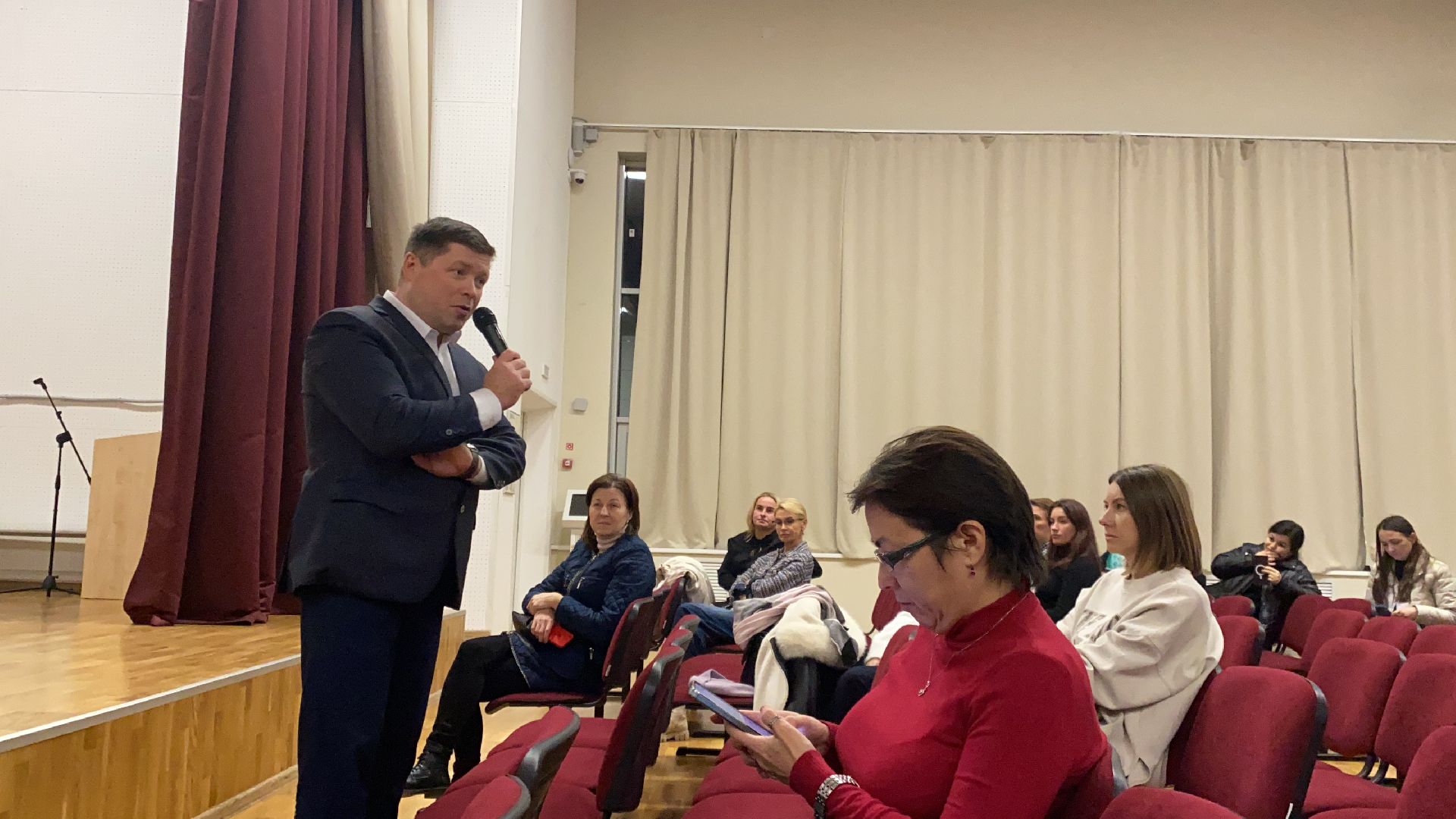 Гаджеты, Родительское собрание, Истра, Зависимость от телефона,