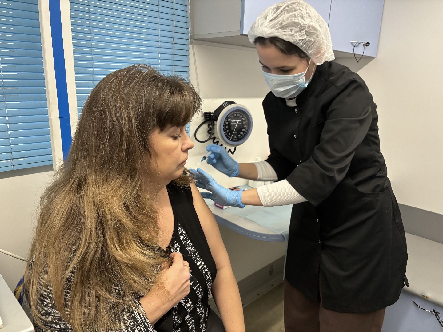 вакцинация, мобильные пункты вакцинации, мфц,