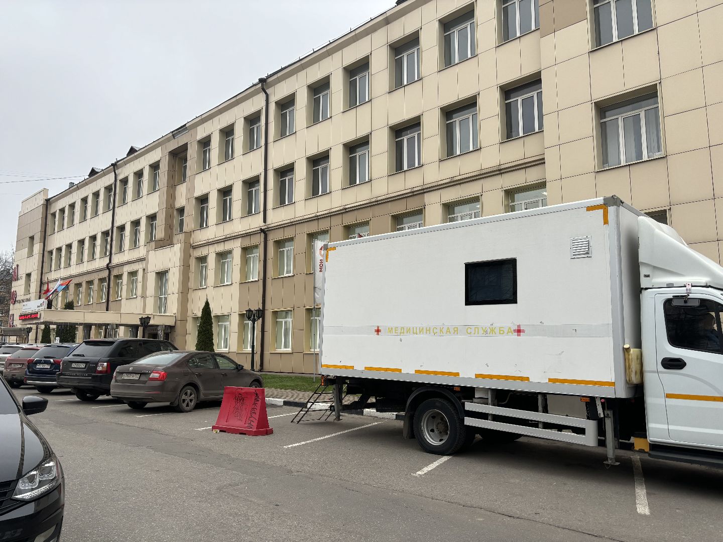 вакцинация, мобильные пункты вакцинации, мфц,