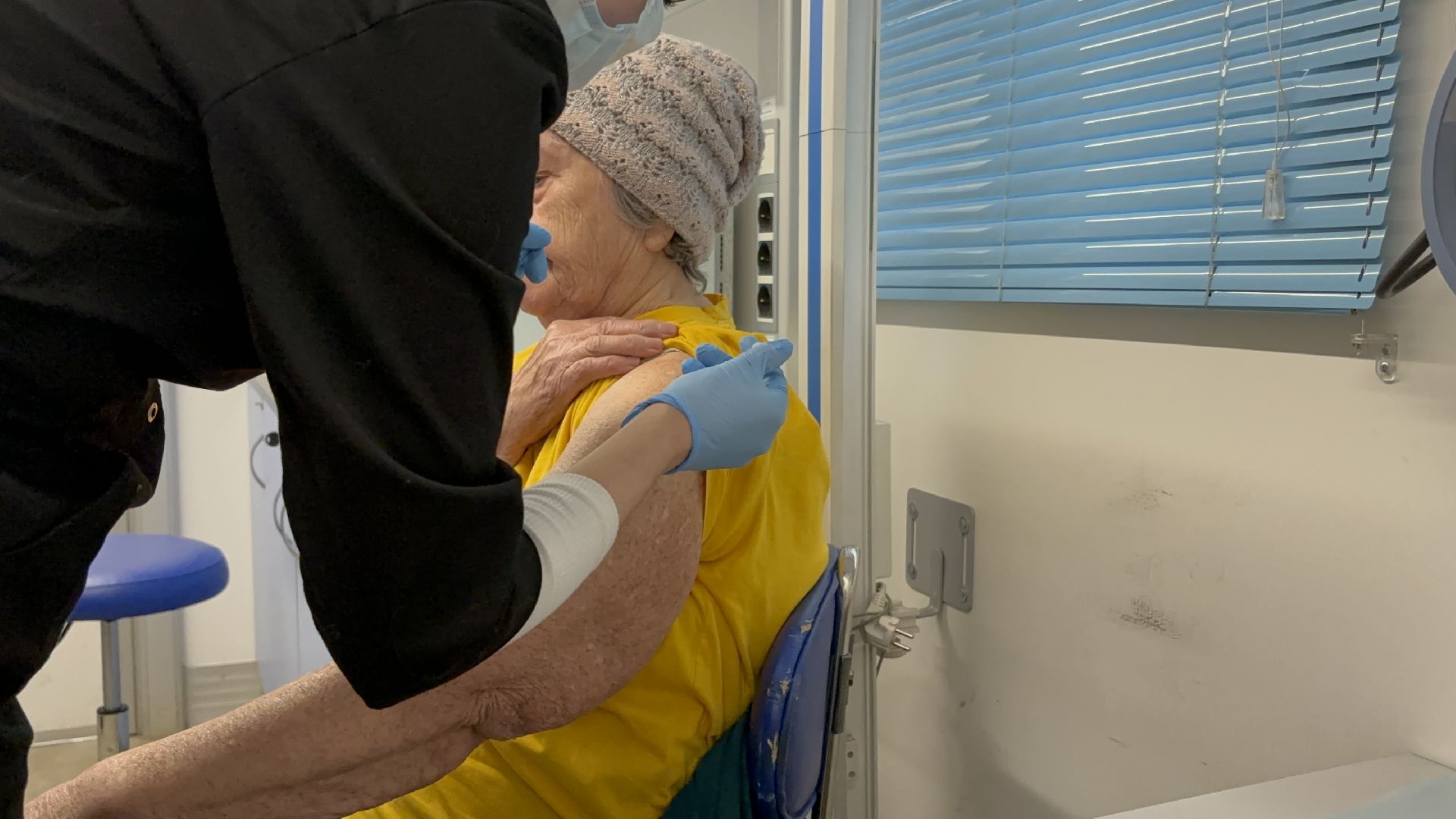 вакцинация, мобильные пункты вакцинации, мфц,