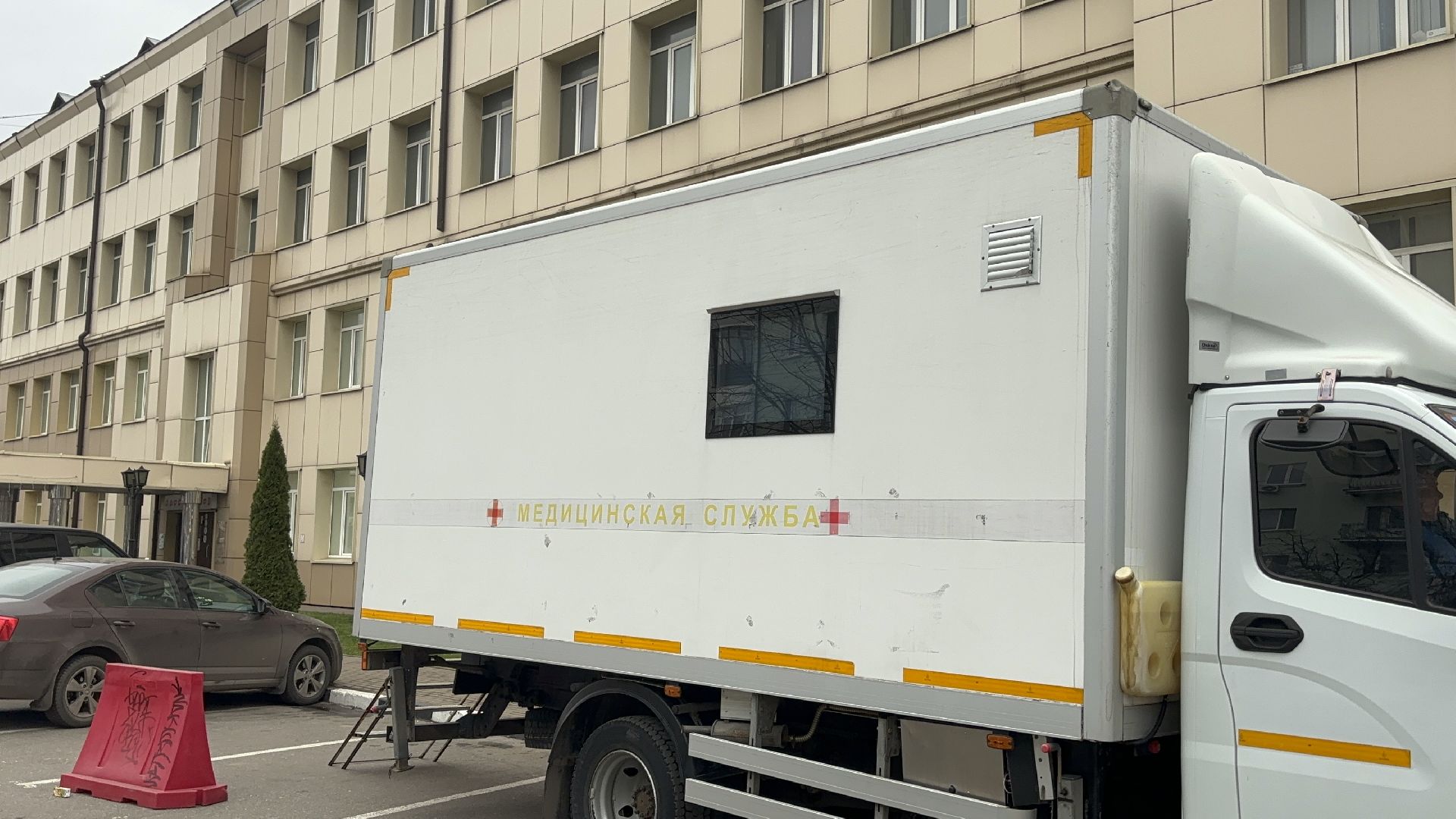 вакцинация, мобильные пункты вакцинации, мфц,