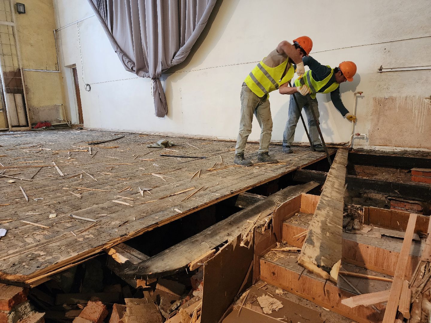 Чехов, детская школа искусств, капитальный ремонт, капремонт, реконструкция, демонтажные работы, объекты социальной инфраструктуры, вертикалки,