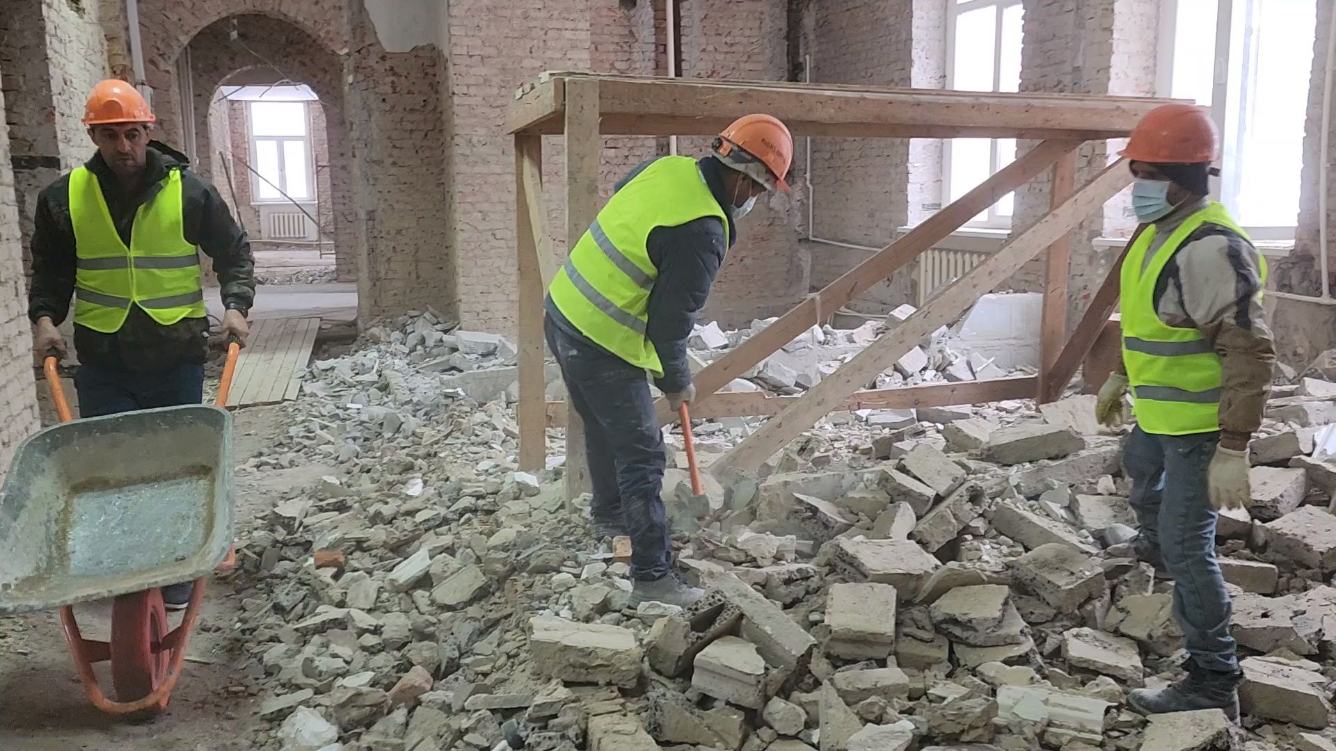 Чехов, детская школа искусств, капитальный ремонт, капремонт, реконструкция, демонтажные работы, объекты социальной инфраструктуры, вертикалки,