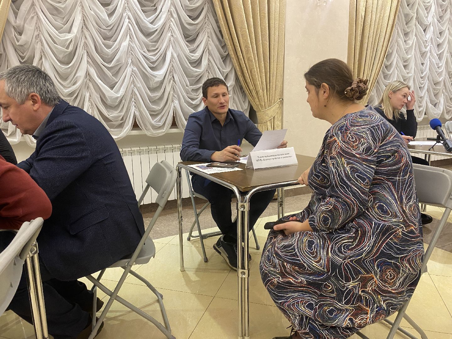 выездная администрация, встреча с жителями, власиха ЖКХ, капремонт домов власиха, Собрание собственников,вертикалка, вертикальное видео,