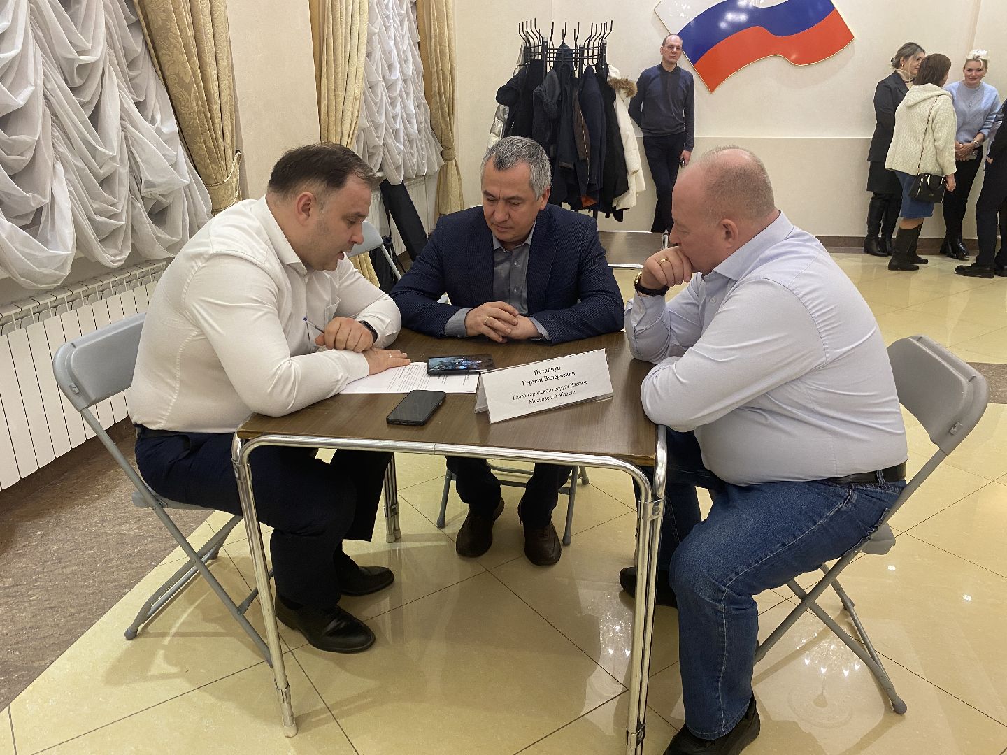 выездная администрация, встреча с жителями, власиха ЖКХ, капремонт домов власиха, Собрание собственников,вертикалка, вертикальное видео,