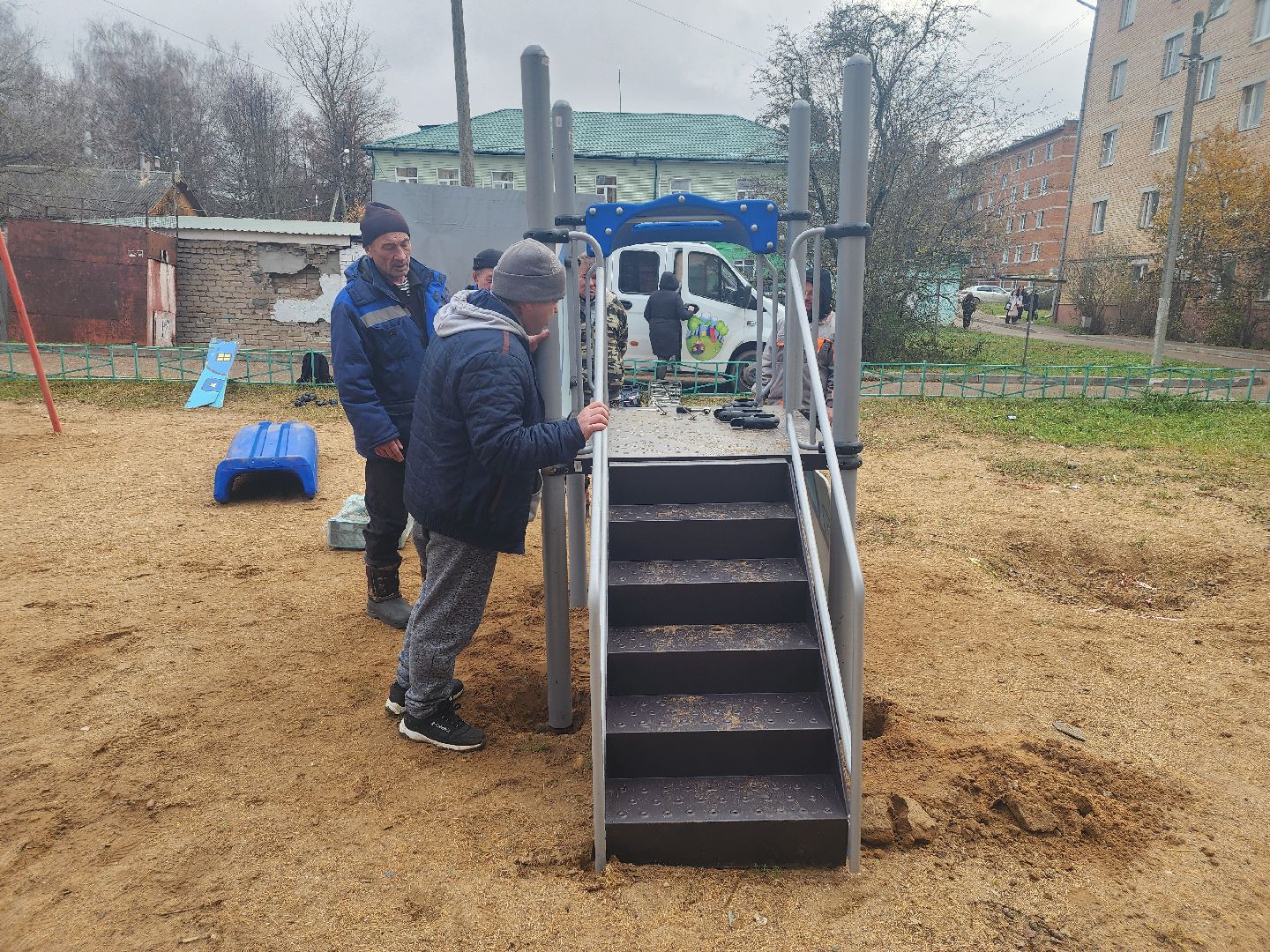 волоколамск, благоустройство, детская площадка, вертикалки,