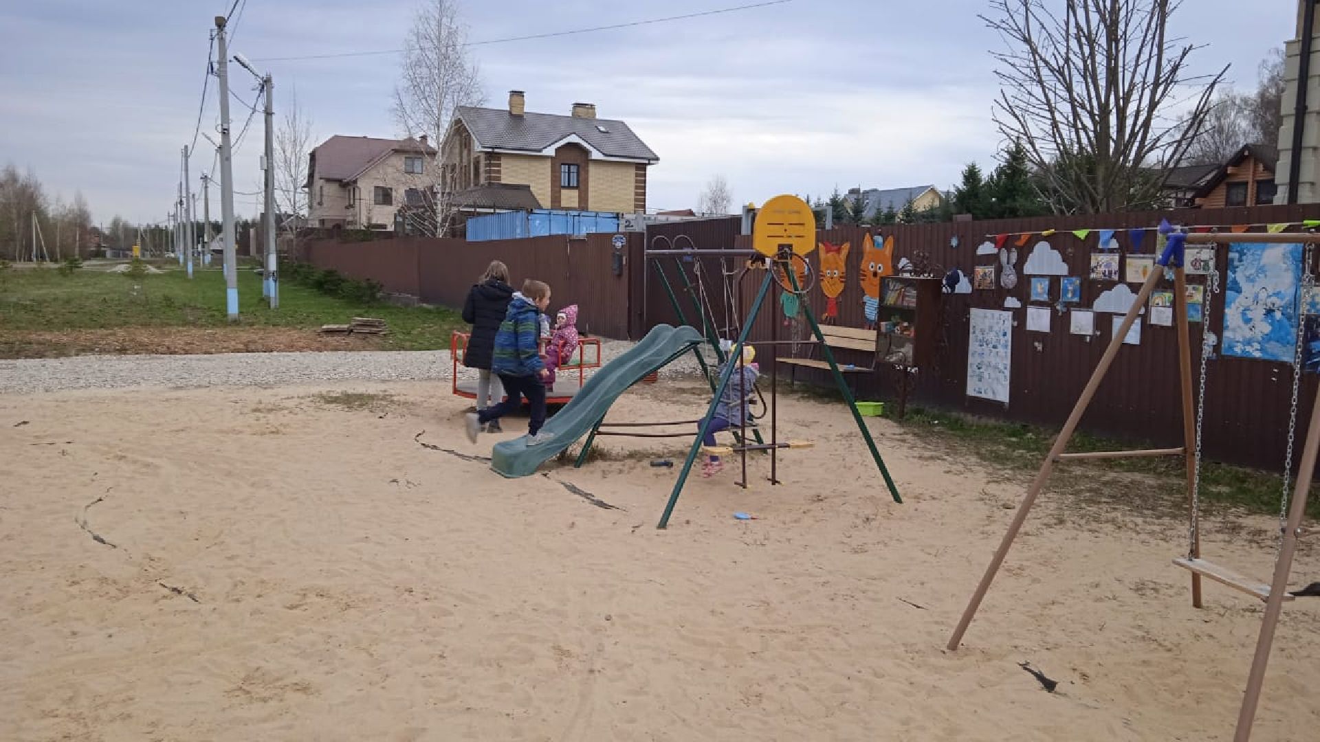 Чехов, деревня, детская площадка, благоустройство, жители