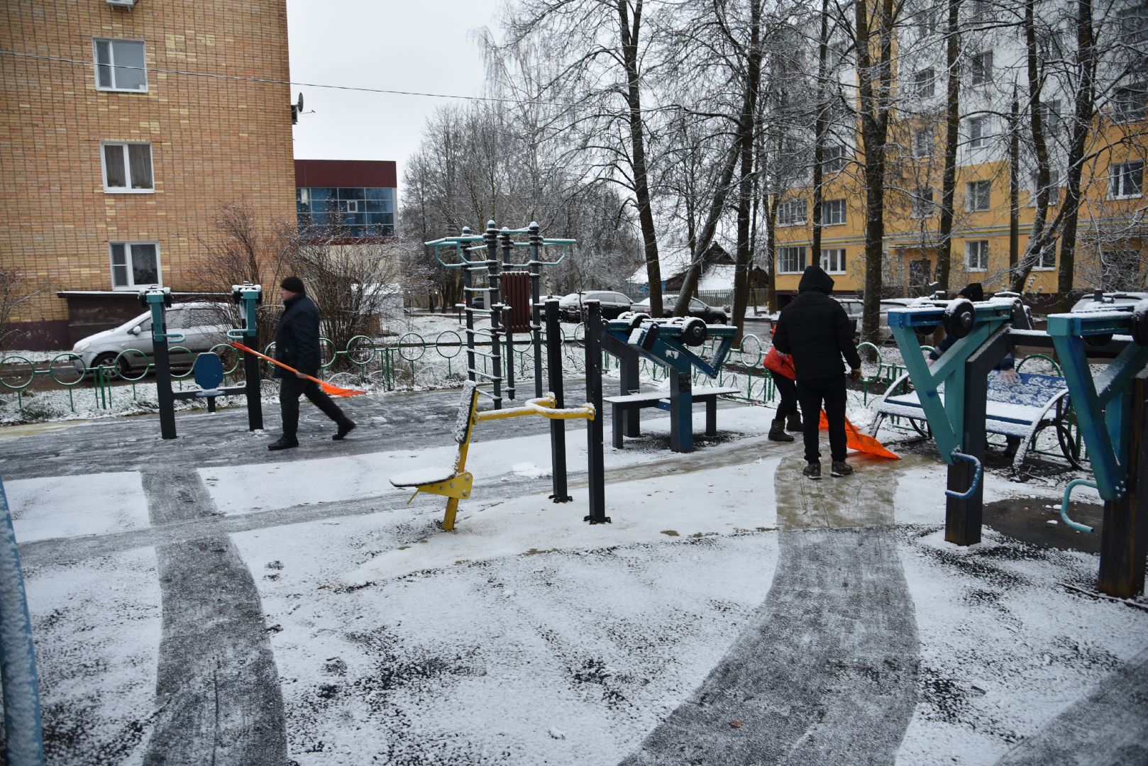 лотошино, благоустройство, уборка снега, очистка дворов, вертикалки,