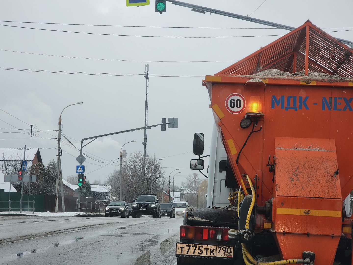 Егорьевск, Подмосковье, Московская область, снег, благоустройство, уборка снега, комунальная техника,вертикалка, вертикальное видео,