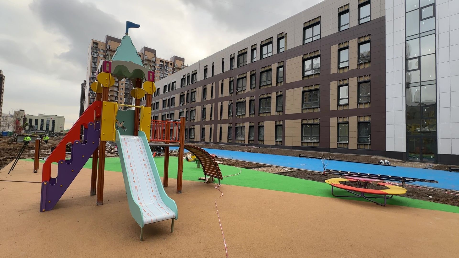 Реутов, вертикалки, строительство, образование, школа на 1100 мест, образовательный комплекс, стадион, внутренний двор, коворкинг,