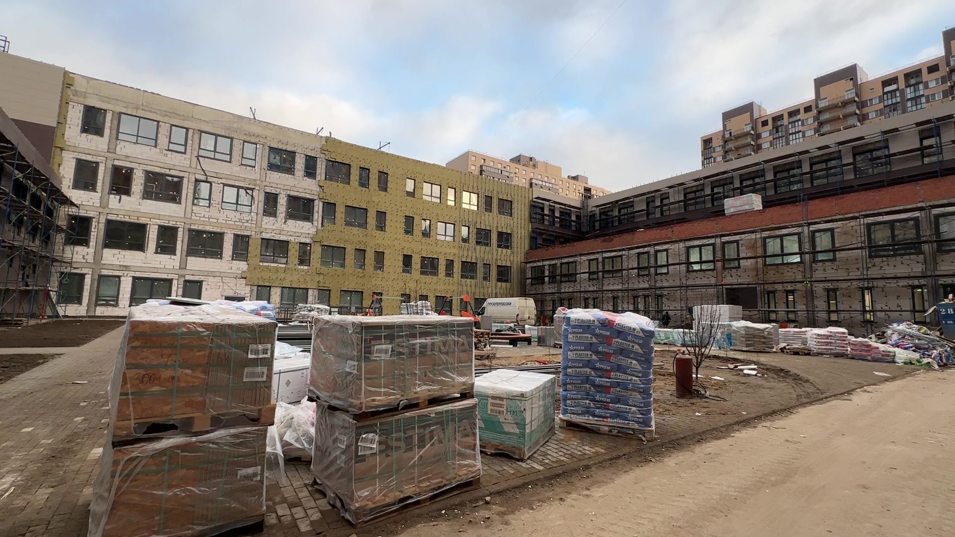 Реутов, вертикалки, строительство, образование, школа на 1100 мест, образовательный комплекс, стадион, внутренний двор, коворкинг,