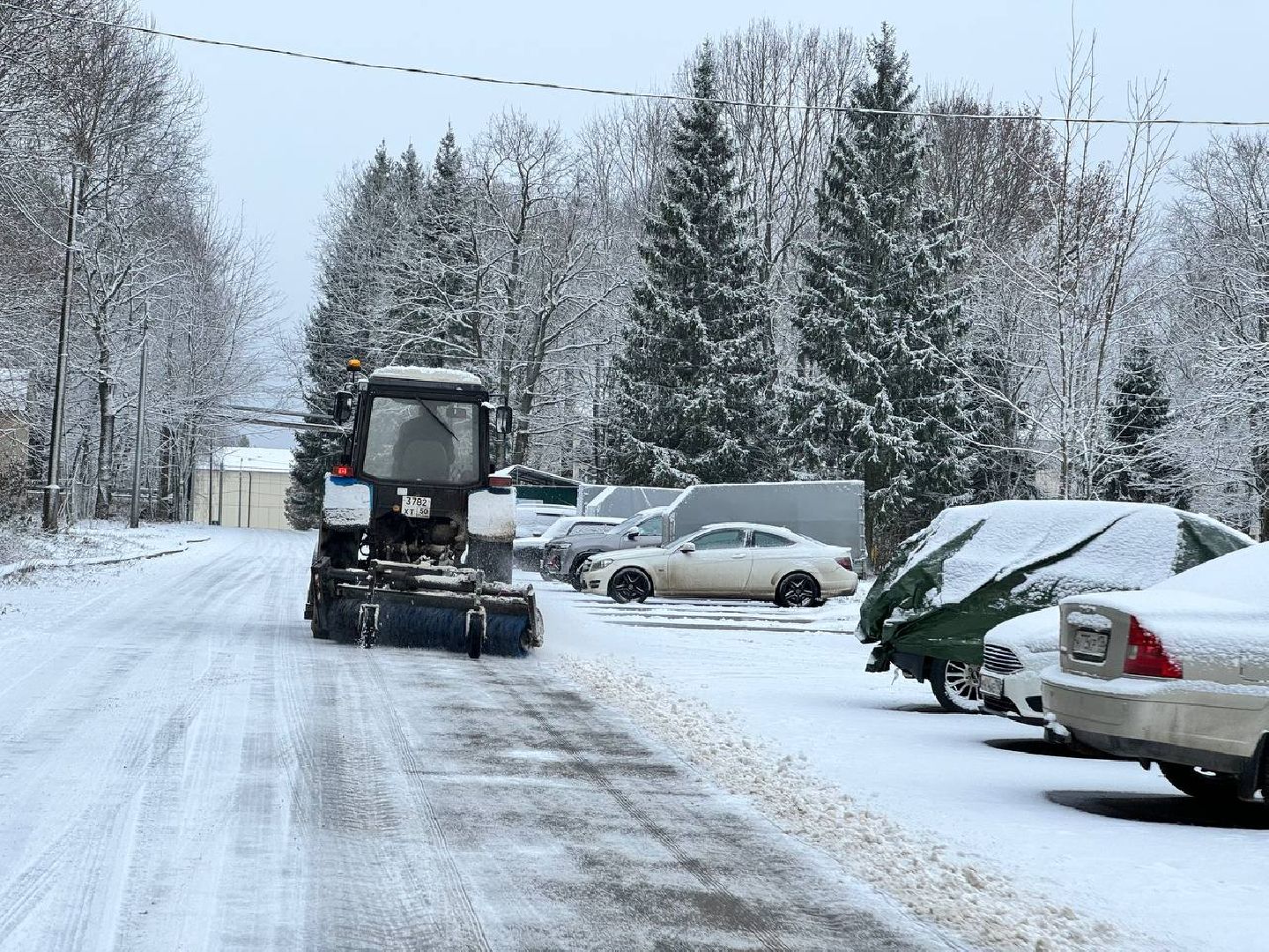 снег, городской округ восход, уборка снега, тракторист, коммунальщики, вертикалки,