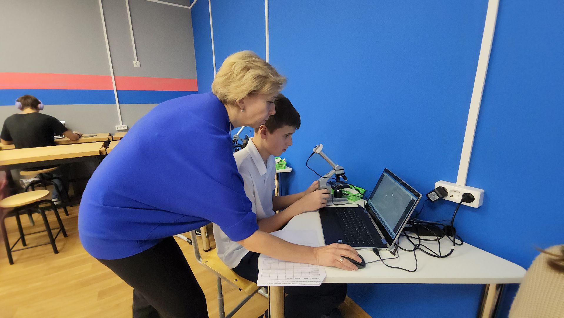 вертикалки, пушкино, школа, образовательный центр, цифровые технологии, точка роста, учителя, школьники,биология,