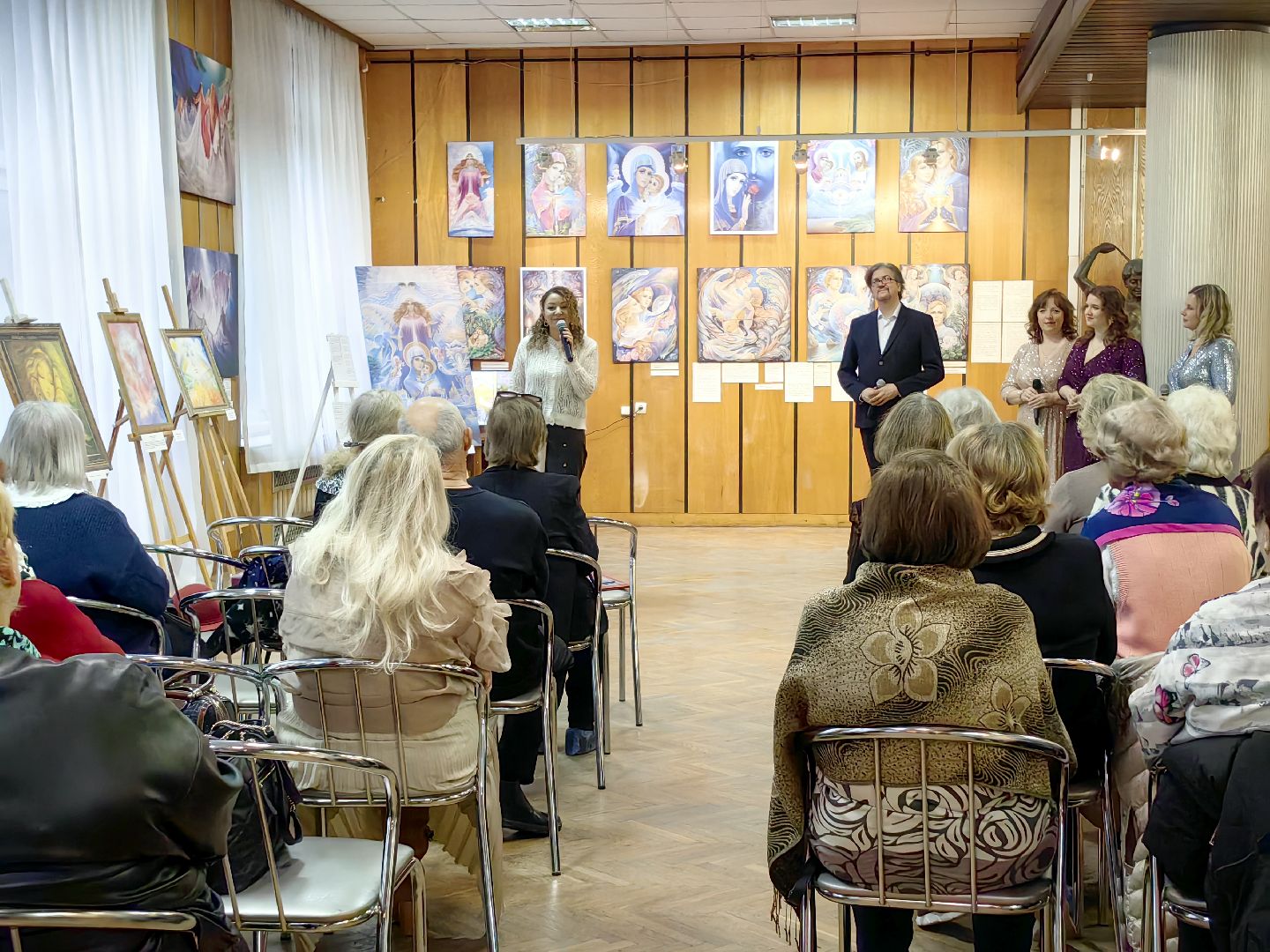 арт-проект, выставка, картины, коллектив, творчество, Божественный смысл,