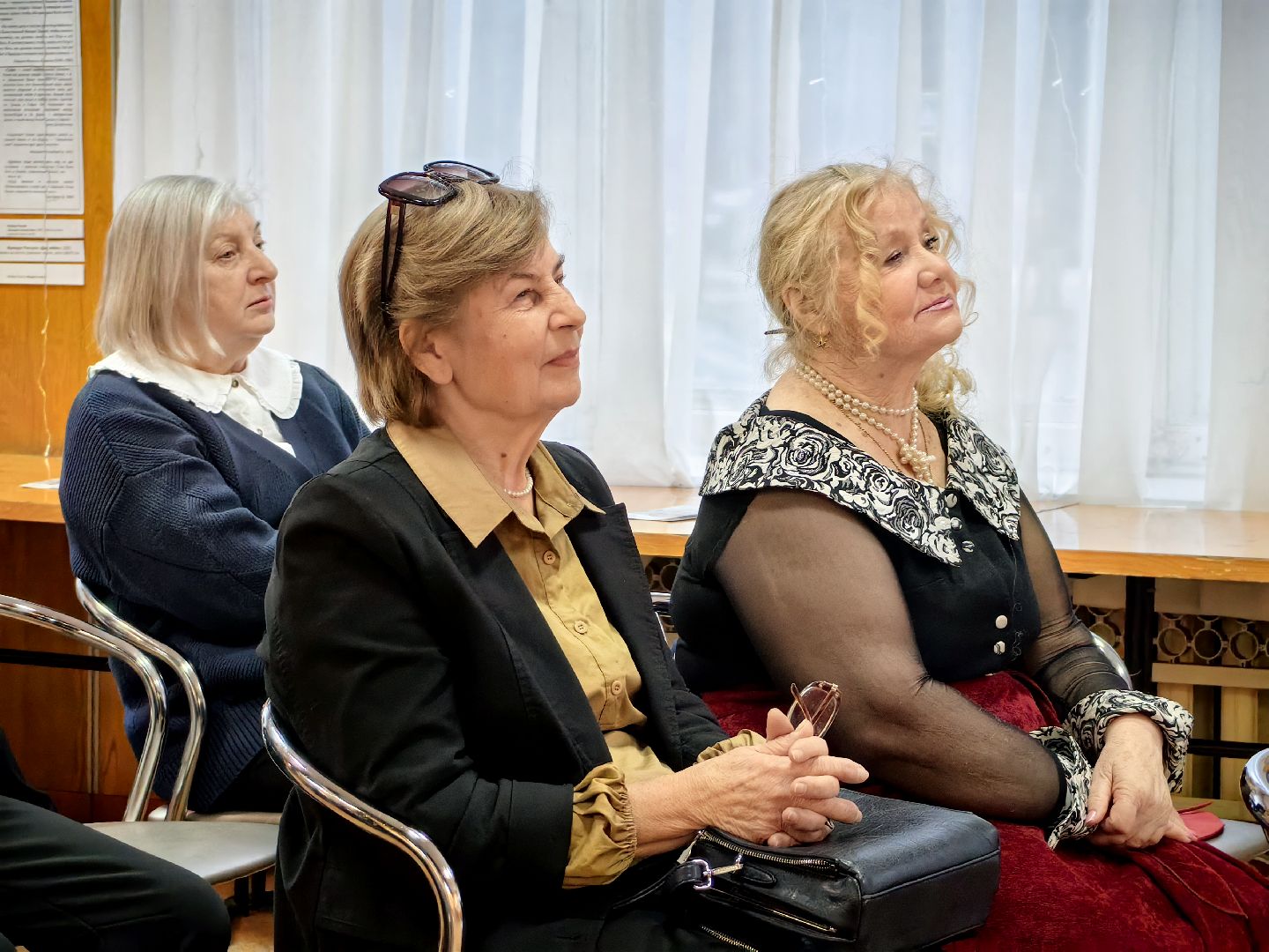 арт-проект, выставка, картины, коллектив, творчество, Божественный смысл,