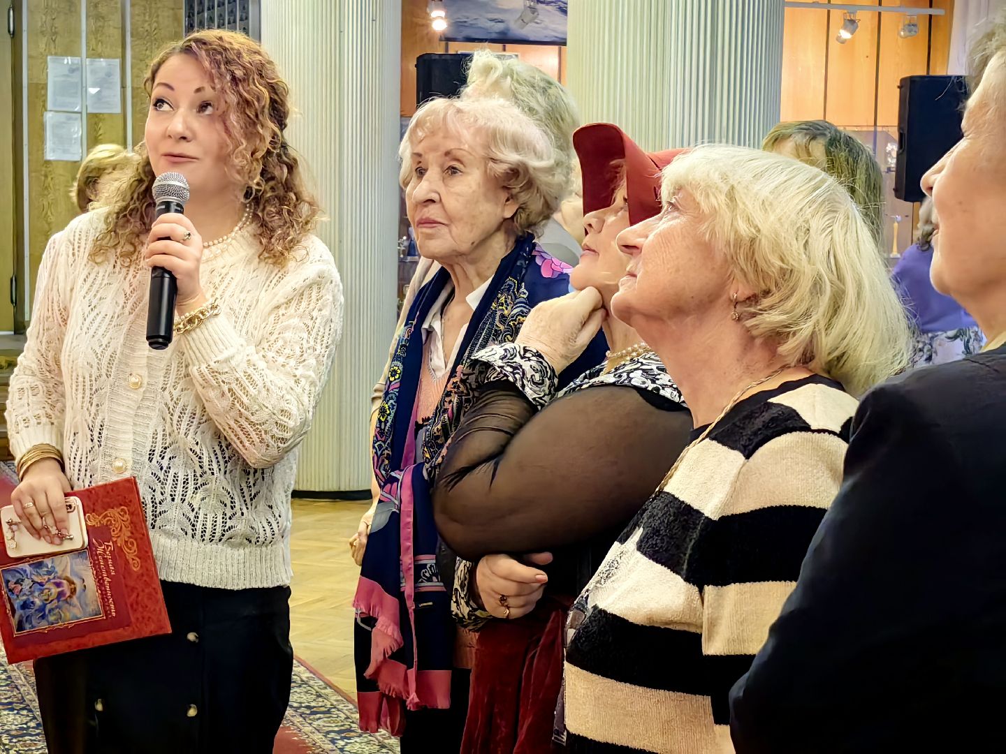 арт-проект, выставка, картины, коллектив, творчество, Божественный смысл,