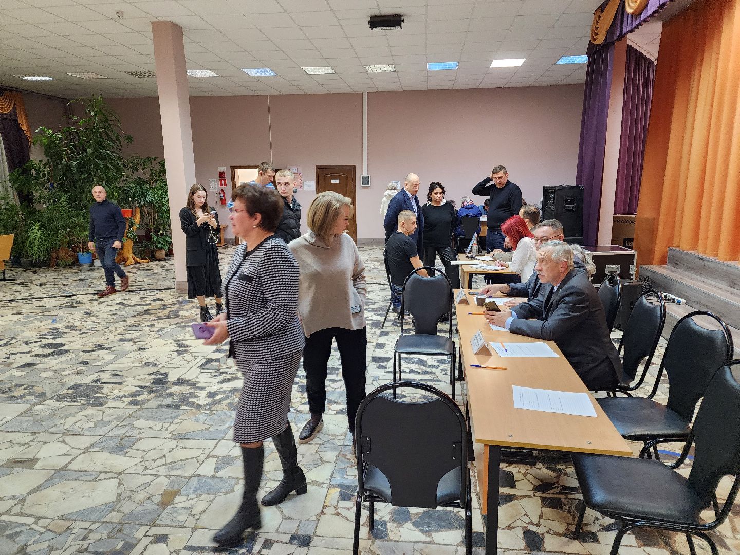 Чехов, выездная администрация, встреча с жителями, обращения граждан, транспортное сообщение, автобус 423, восстановить маршрут автобуса,