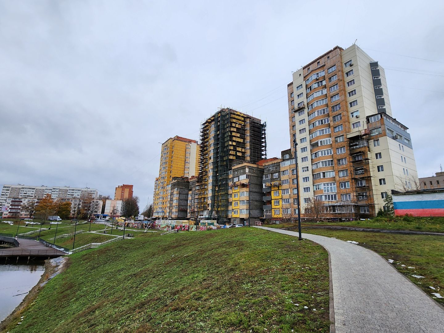 Чехов, улица Дружбы, жилой комплекс Посейдон, капитальный ремонт фасада, реконструкция фасада, утепление, гидроизоляция, теплоизоляция, фонд капитального ремонта мо, вертикалки,