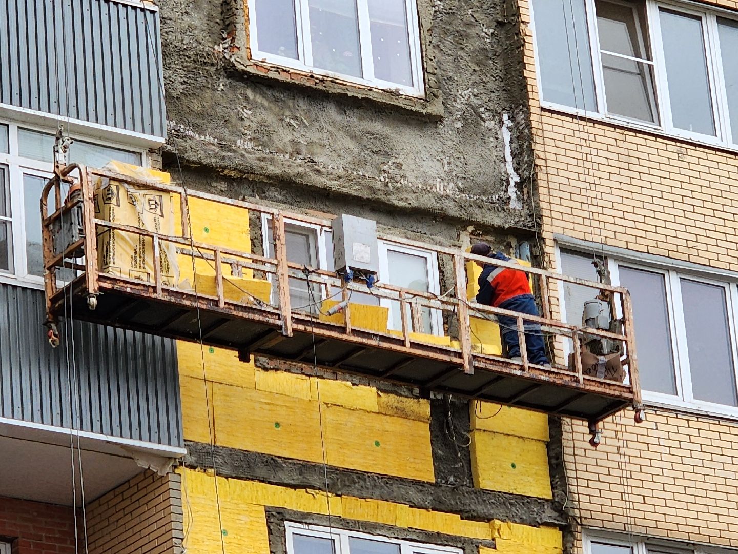 Чехов, улица Дружбы, жилой комплекс Посейдон, капитальный ремонт фасада, реконструкция фасада, утепление, гидроизоляция, теплоизоляция, фонд капитального ремонта мо, вертикалки,