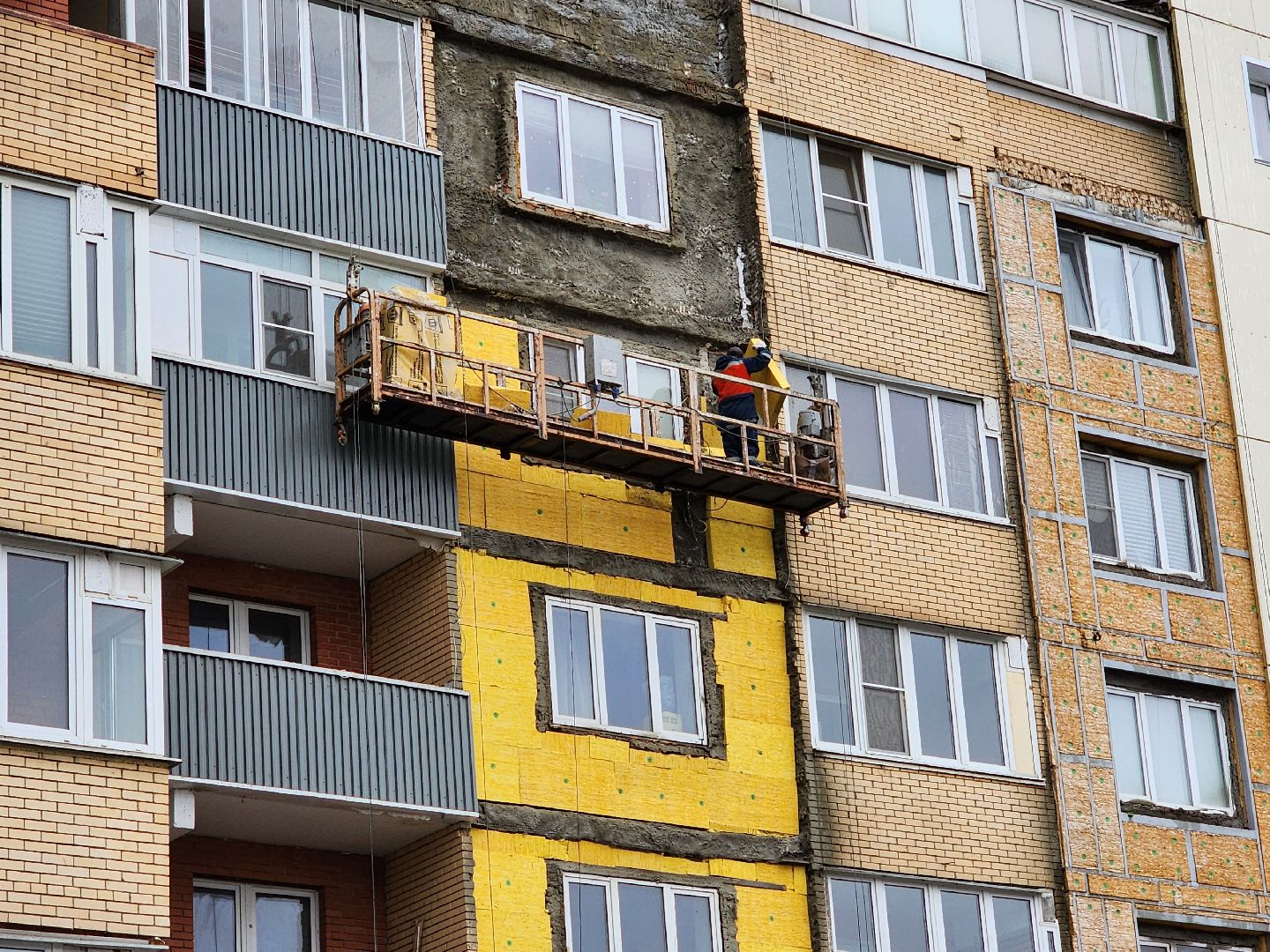Чехов, улица Дружбы, жилой комплекс Посейдон, капитальный ремонт фасада, реконструкция фасада, утепление, гидроизоляция, теплоизоляция, фонд капитального ремонта мо, вертикалки,