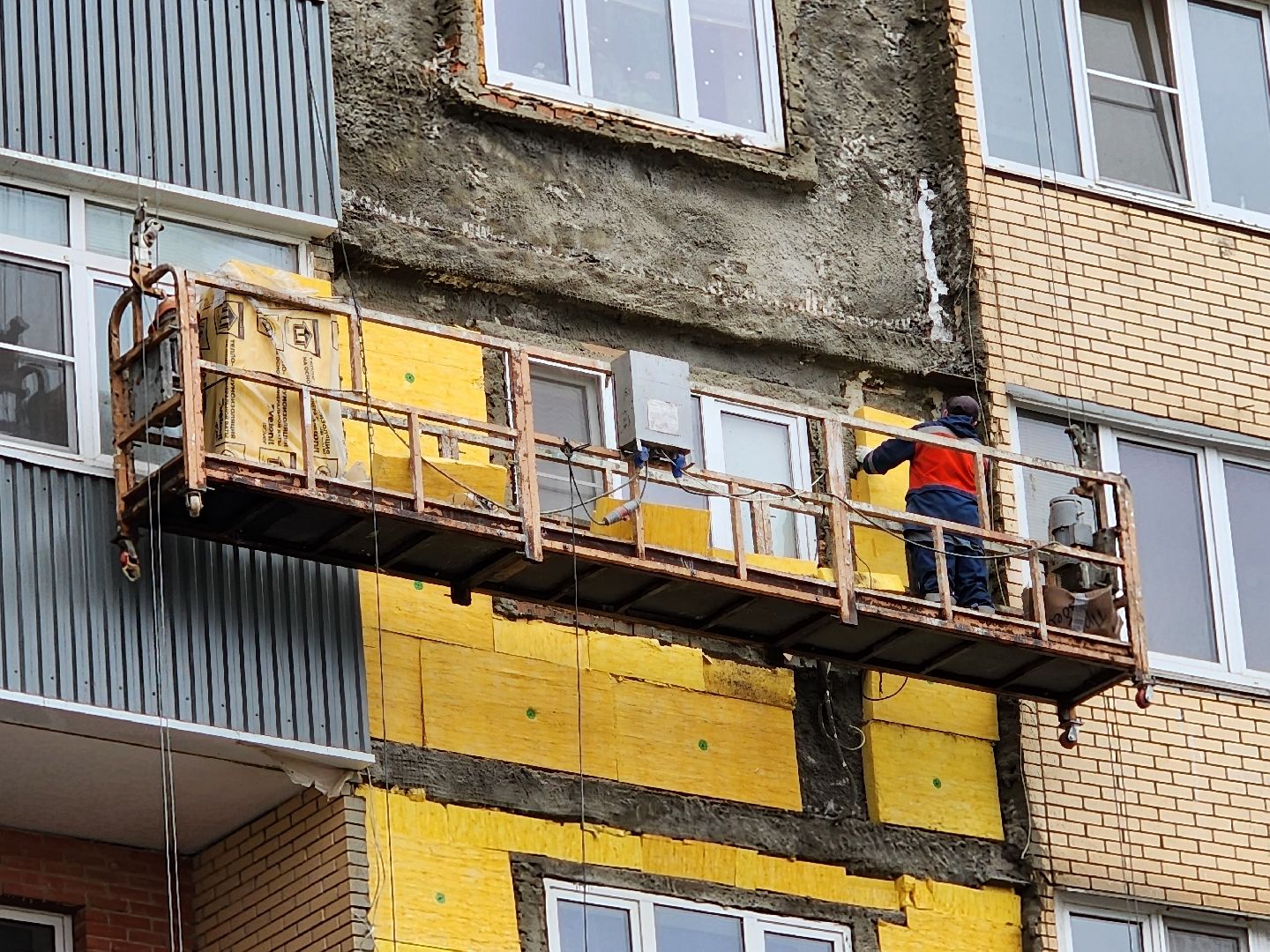 Чехов, улица Дружбы, жилой комплекс Посейдон, капитальный ремонт фасада, реконструкция фасада, утепление, гидроизоляция, теплоизоляция, фонд капитального ремонта мо, вертикалки,