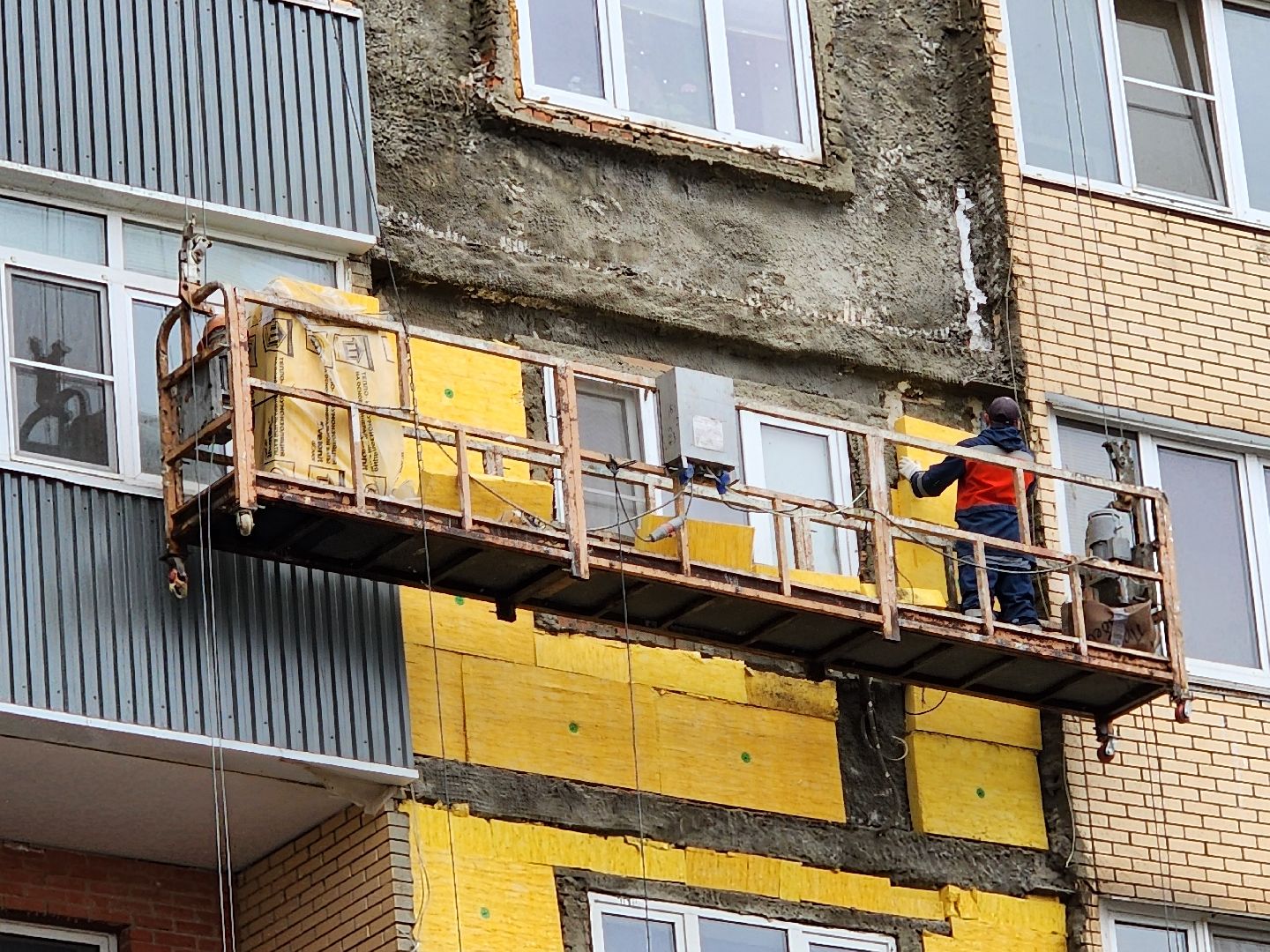 Чехов, улица Дружбы, жилой комплекс Посейдон, капитальный ремонт фасада, реконструкция фасада, утепление, гидроизоляция, теплоизоляция, фонд капитального ремонта мо, вертикалки,