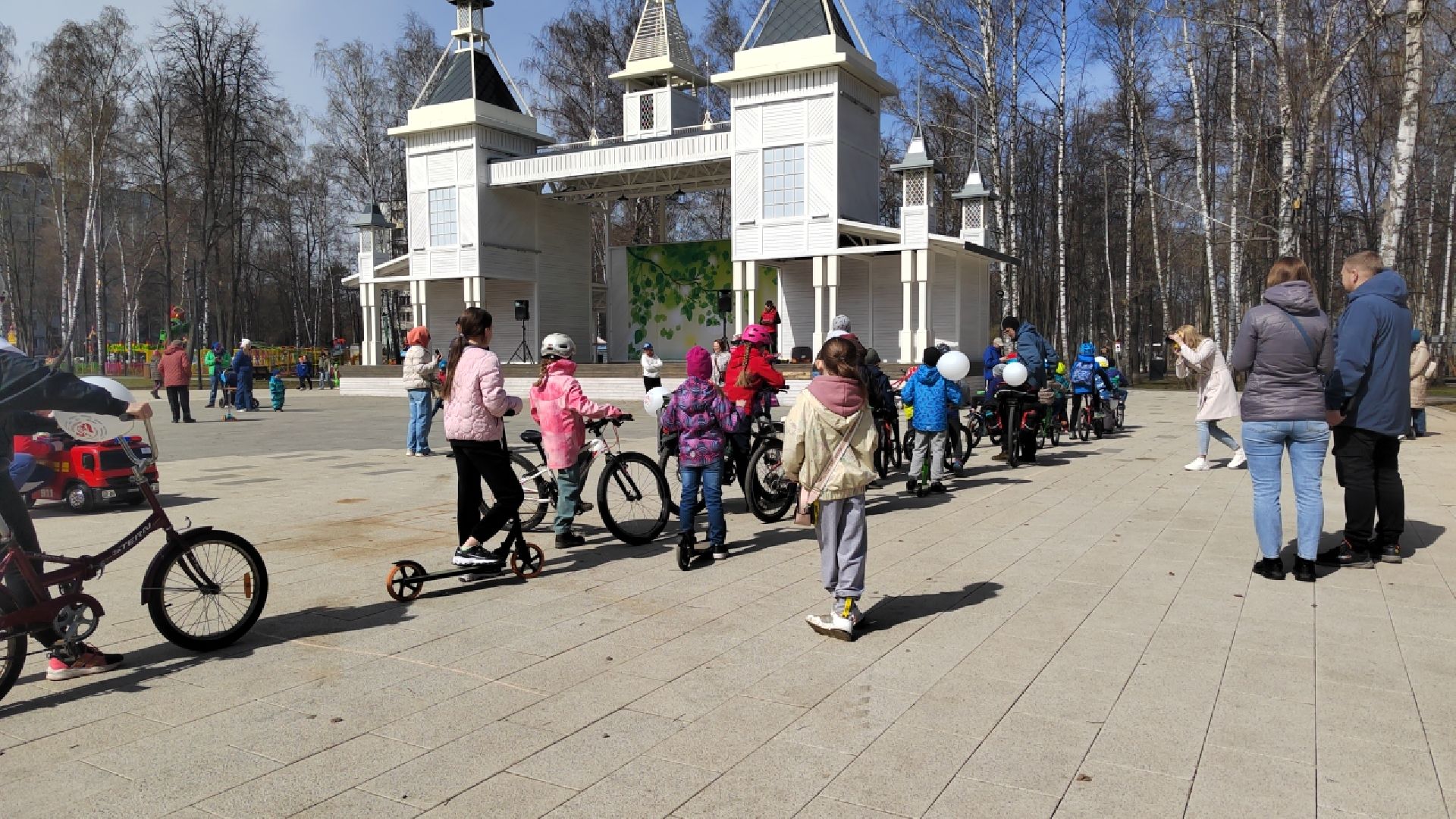 Пушкино, Пушкинский округ, весна в Подмосковье, Парк Пушкино, велозаезд, дети, спорт, живу спортом, люди города, ВелоПушкино, парки Подмосковья