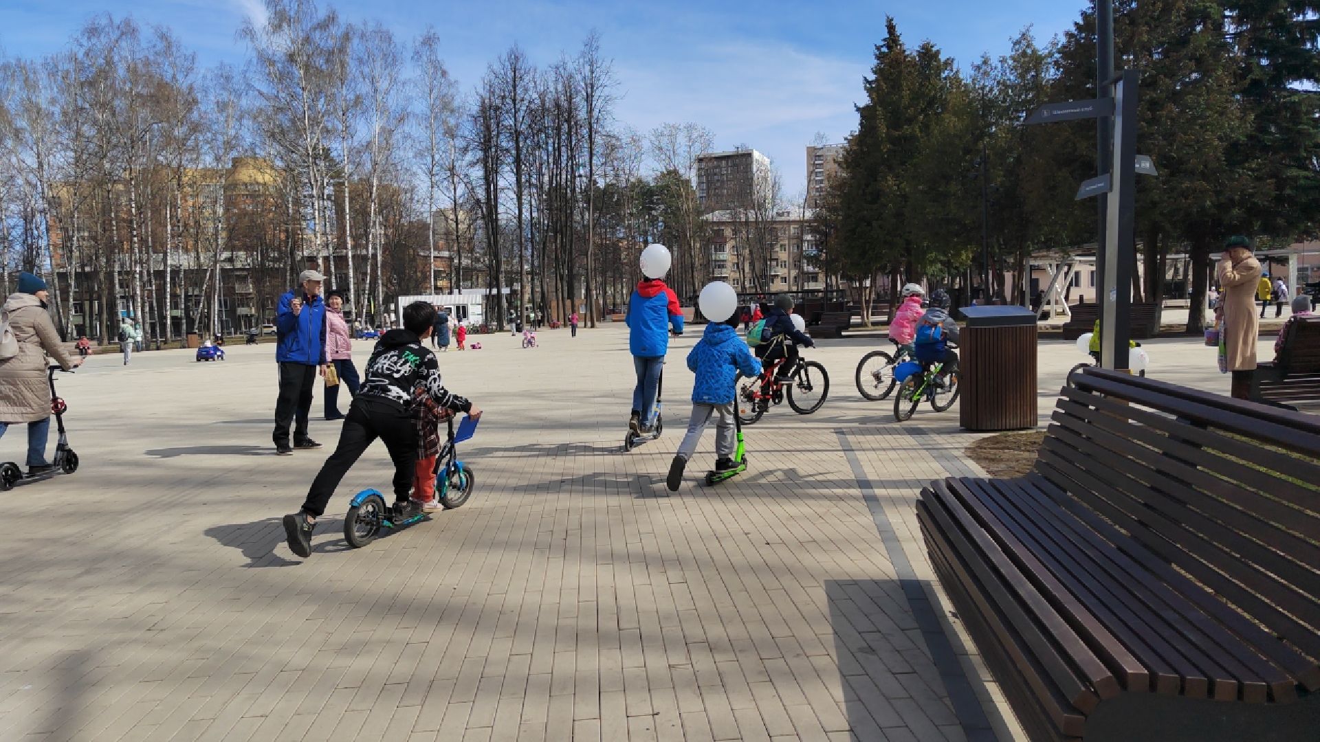 Пушкино, Пушкинский округ, весна в Подмосковье, Парк Пушкино, велозаезд, дети, спорт, живу спортом, люди города, ВелоПушкино, парки Подмосковья