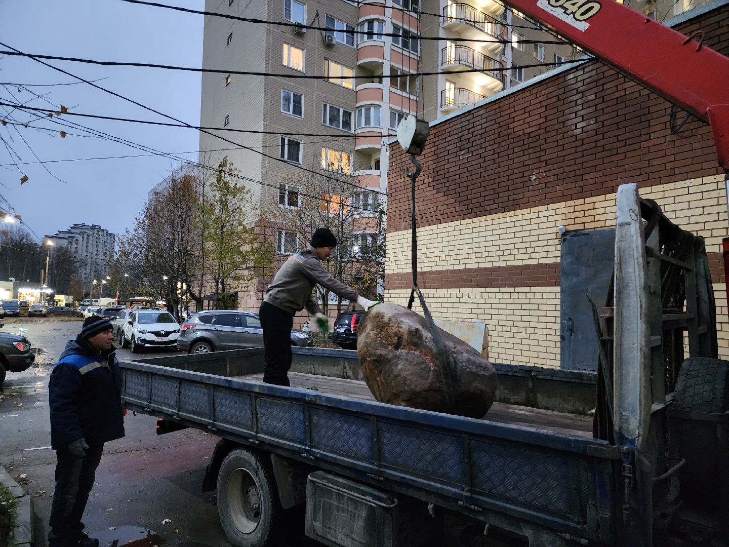 Подольск, сад камней памяти и славы, исполины, память героям, патриотизм,