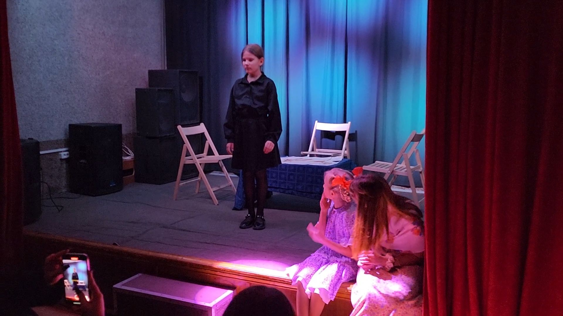 Бронницы, Литературный клуб Свет, Молодежный центр алиби, Премьера спектакля поэтессы, Молодежь Бронниц,