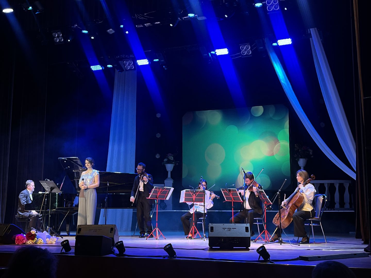 вертикальное видео, вертикалка, наро-фоминск, наро-фоминский городской округ, цдк Звезда, благотворительный концерт, государственный кремлевский оркестр,