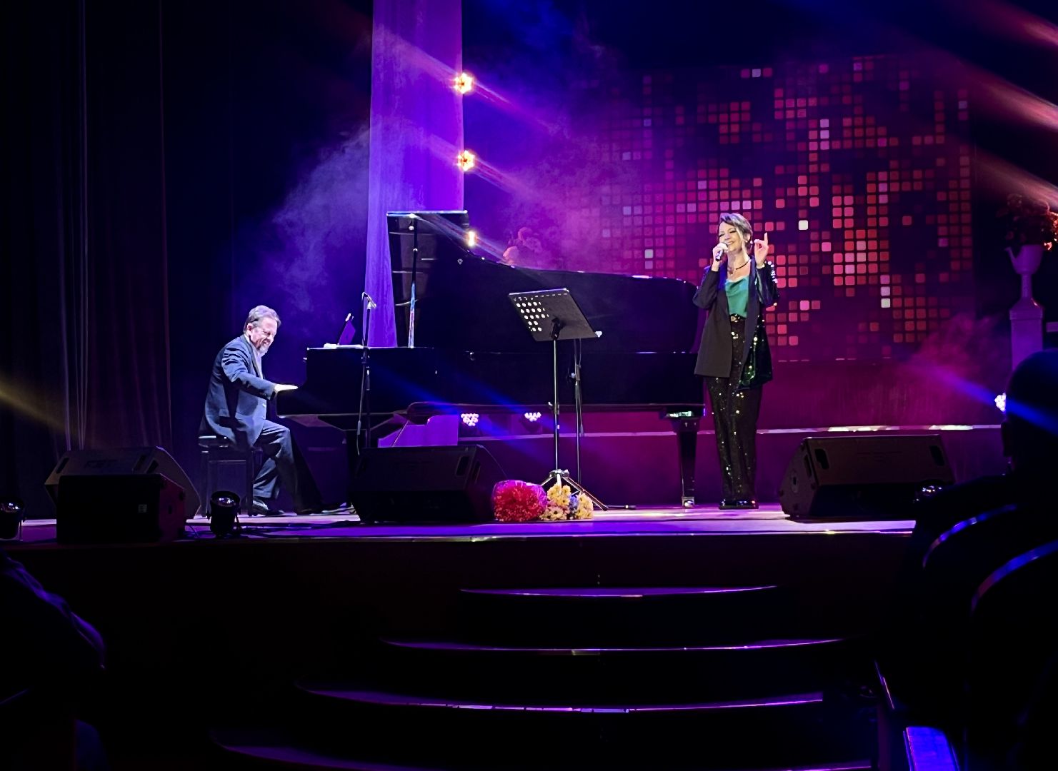 вертикальное видео, вертикалка, наро-фоминск, наро-фоминский городской округ, цдк Звезда, благотворительный концерт, государственный кремлевский оркестр,