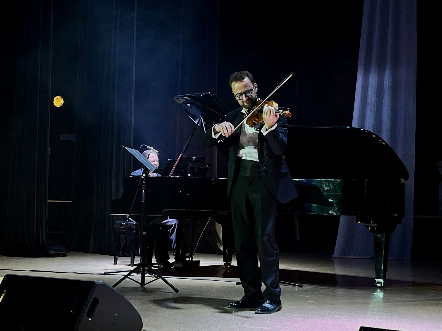 вертикальное видео, вертикалка, наро-фоминск, наро-фоминский городской округ, цдк Звезда, благотворительный концерт, государственный кремлевский оркестр,