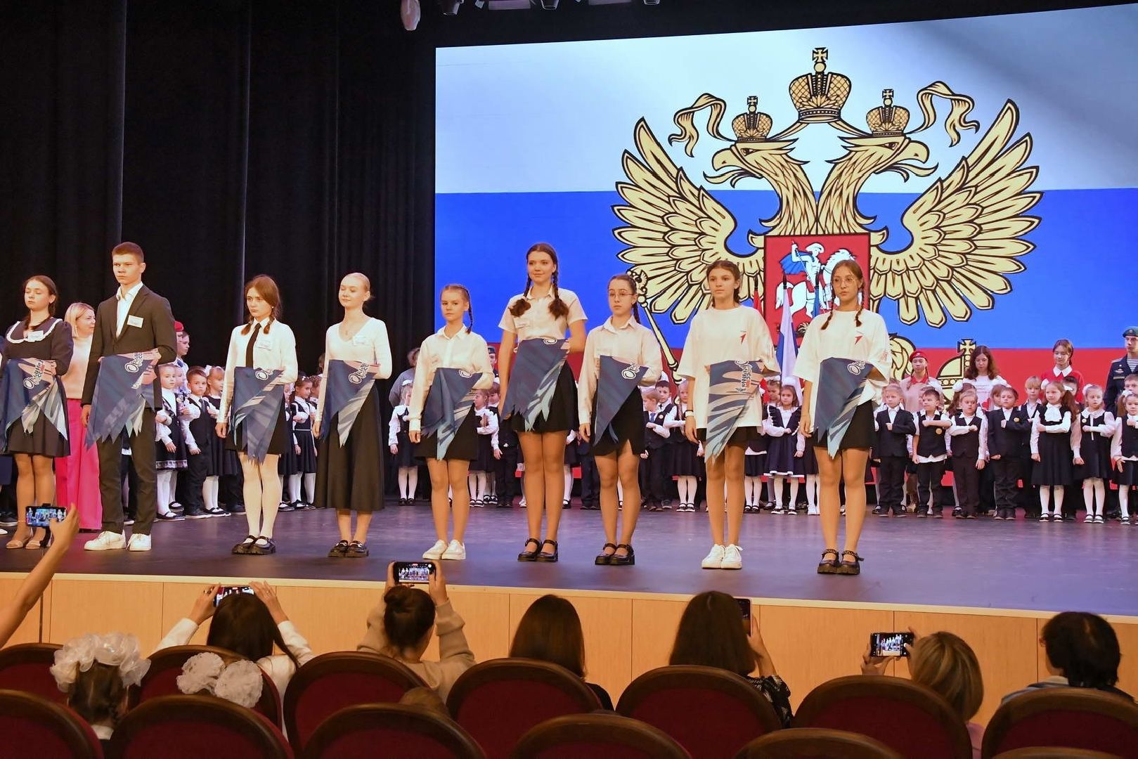 орлята россии, власиха школа попова, движение первых, навигаторы детства, посвящение в Орлята России,