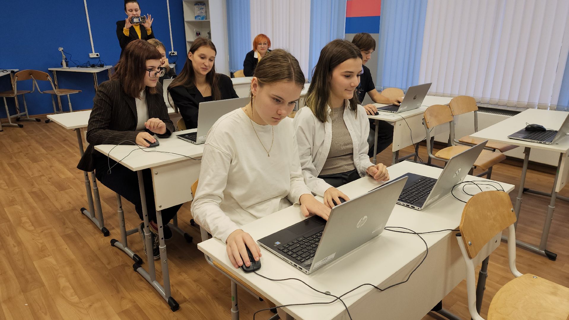 вертикалки, поселок, образовательный центр, цифровое образование, цифровые технологии, точка роста, школьники, принтер, моделирование, виртуальная реальность,