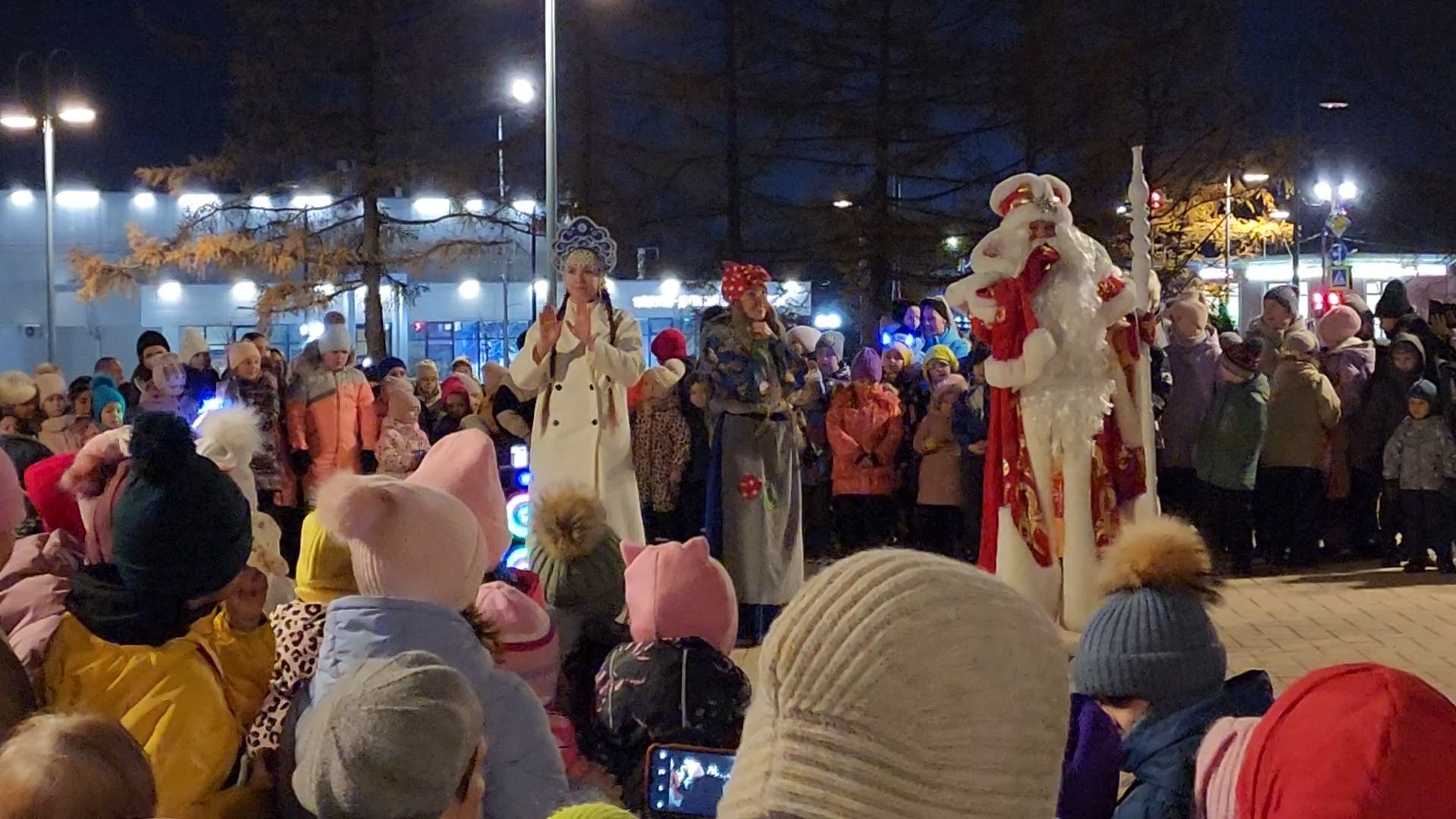 Бронницы, День рождения Деда Мороза, Бронничане подздравили деда мороза, Вертикалка, Вертикальное видео,