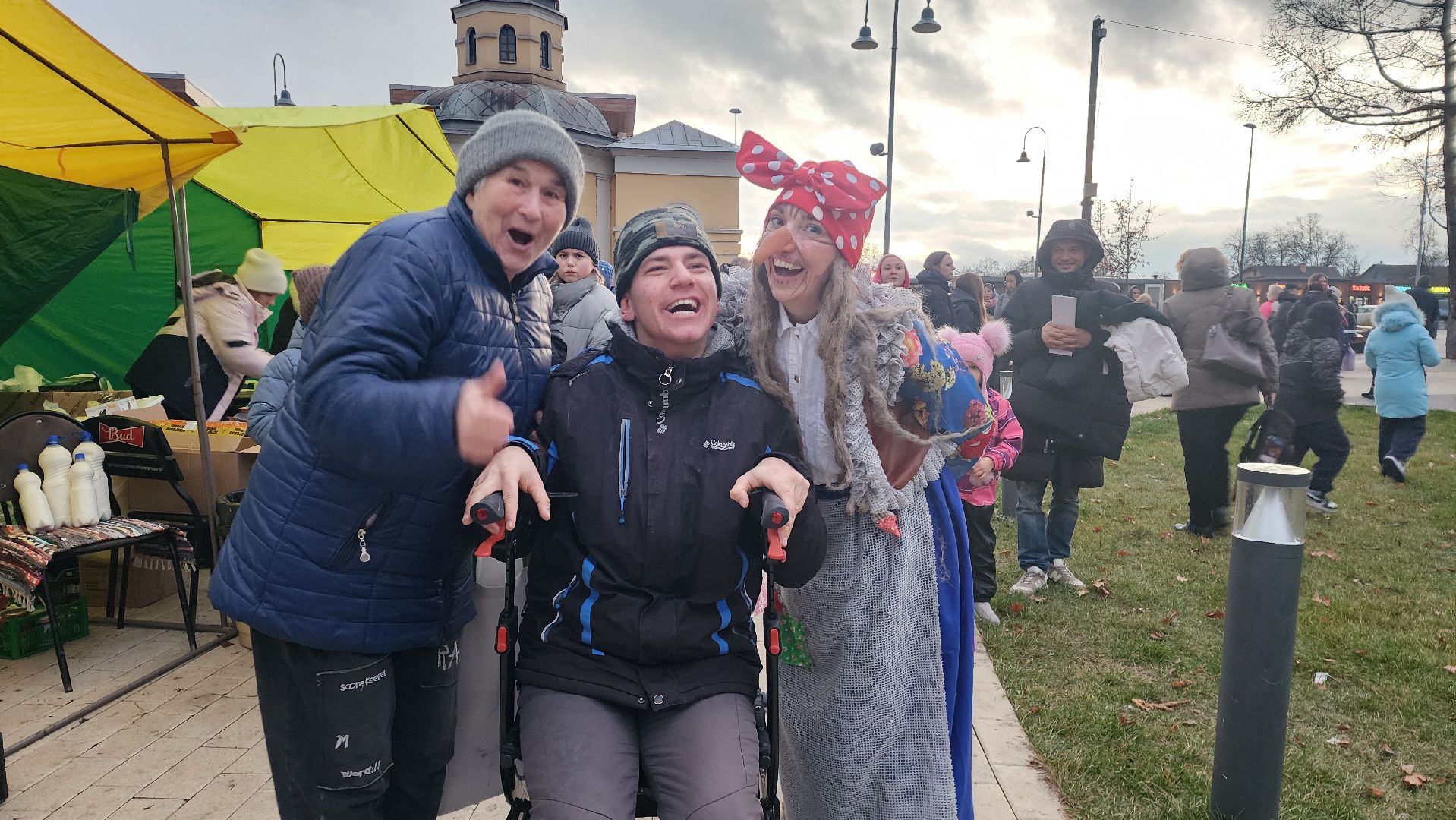 Бронницы, День рождения Деда Мороза, Бронничане подздравили деда мороза, Вертикалка, Вертикальное видео,