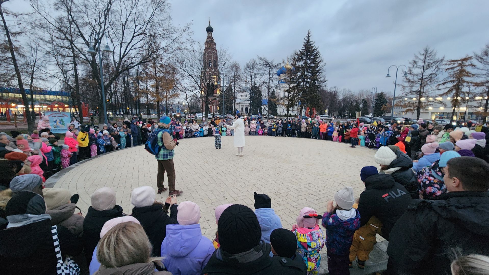Бронницы, День рождения Деда Мороза, Бронничане подздравили деда мороза, Вертикалка, Вертикальное видео,