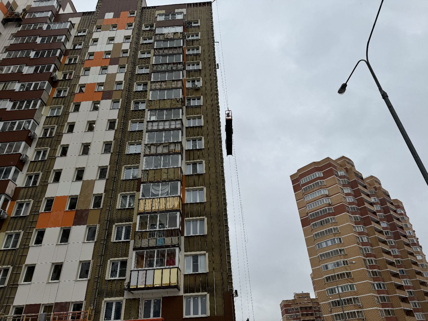 вертикалки, ремонт фасада дома, жк зеленые аллеи, устранение дефектов, Компания Самолет, глава муниципалитета,