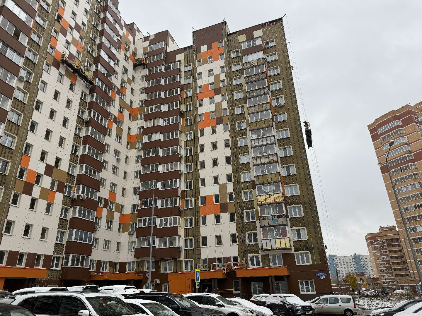 вертикалки, ремонт фасада дома, жк зеленые аллеи, устранение дефектов, Компания Самолет, глава муниципалитета,