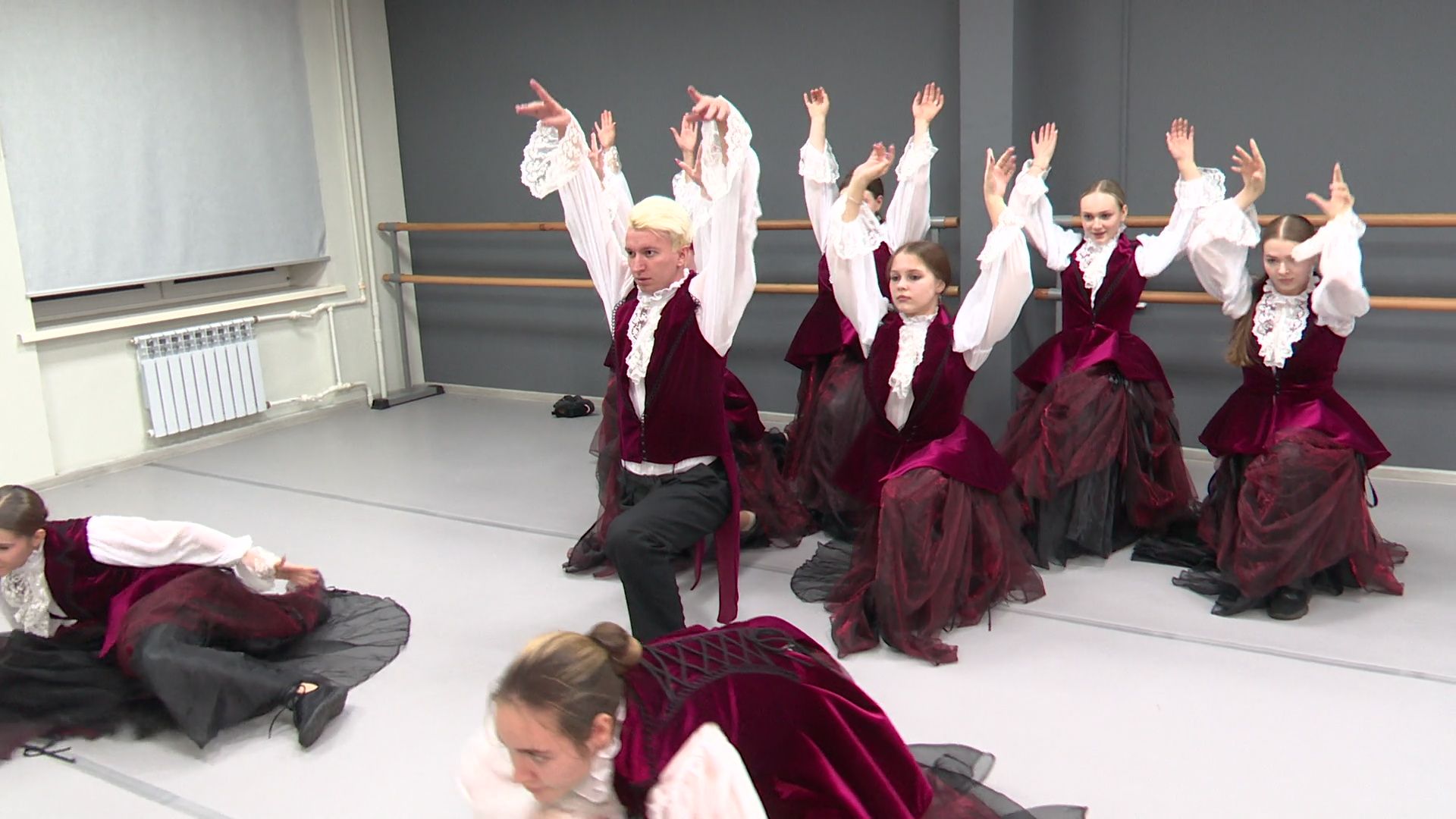 Реутов, вертикалки, культура, танцы, G-dance studio, бал у сатаны, мастер и маргарита, булгаков,