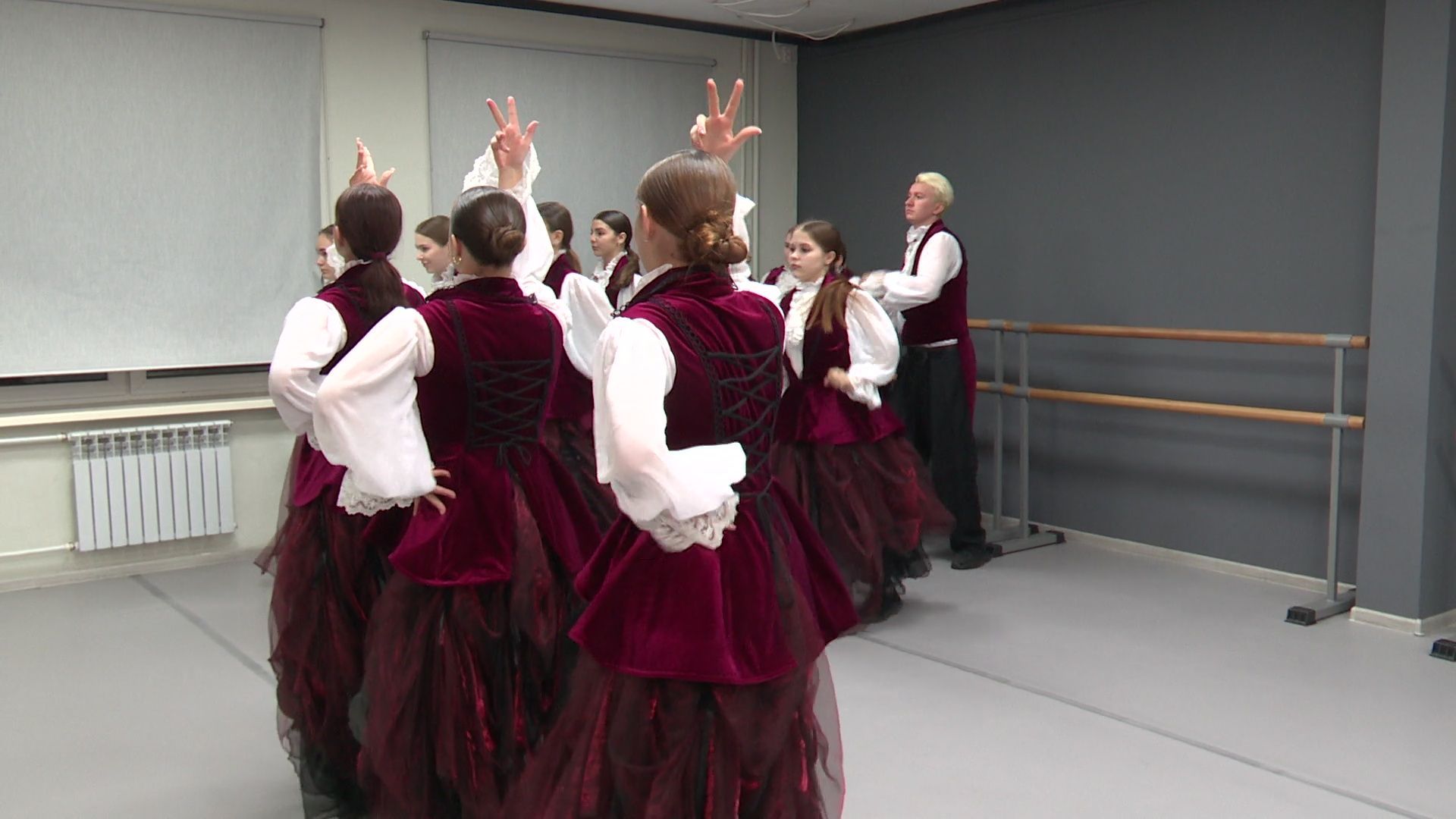 Реутов, вертикалки, культура, танцы, G-dance studio, бал у сатаны, мастер и маргарита, булгаков,