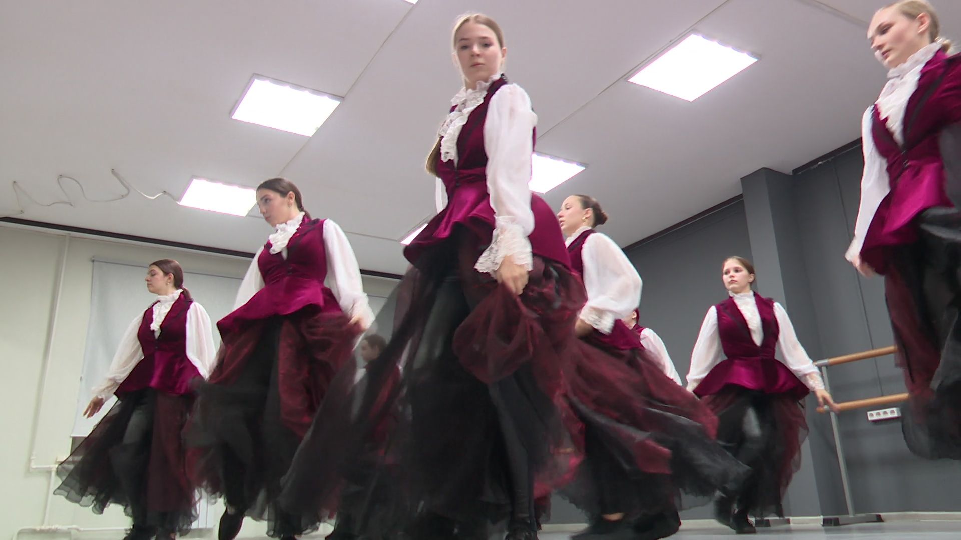 Реутов, вертикалки, культура, танцы, G-dance studio, бал у сатаны, мастер и маргарита, булгаков,