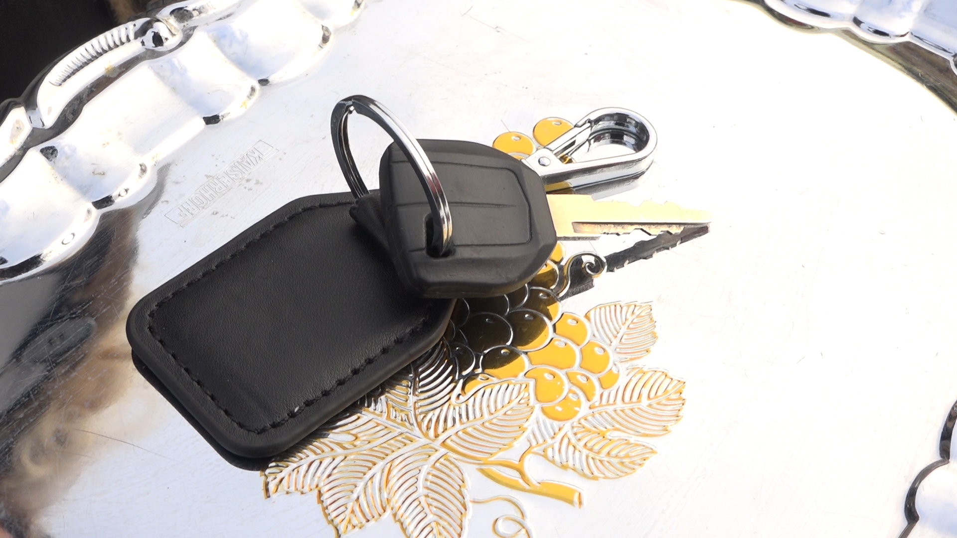 министерство чистоты, новый МАЗ, Власиха уборка улиц,МБУ ЖКХ и благоустройство, ключи от нового грузовика,вертикалка, вертикальное видео,