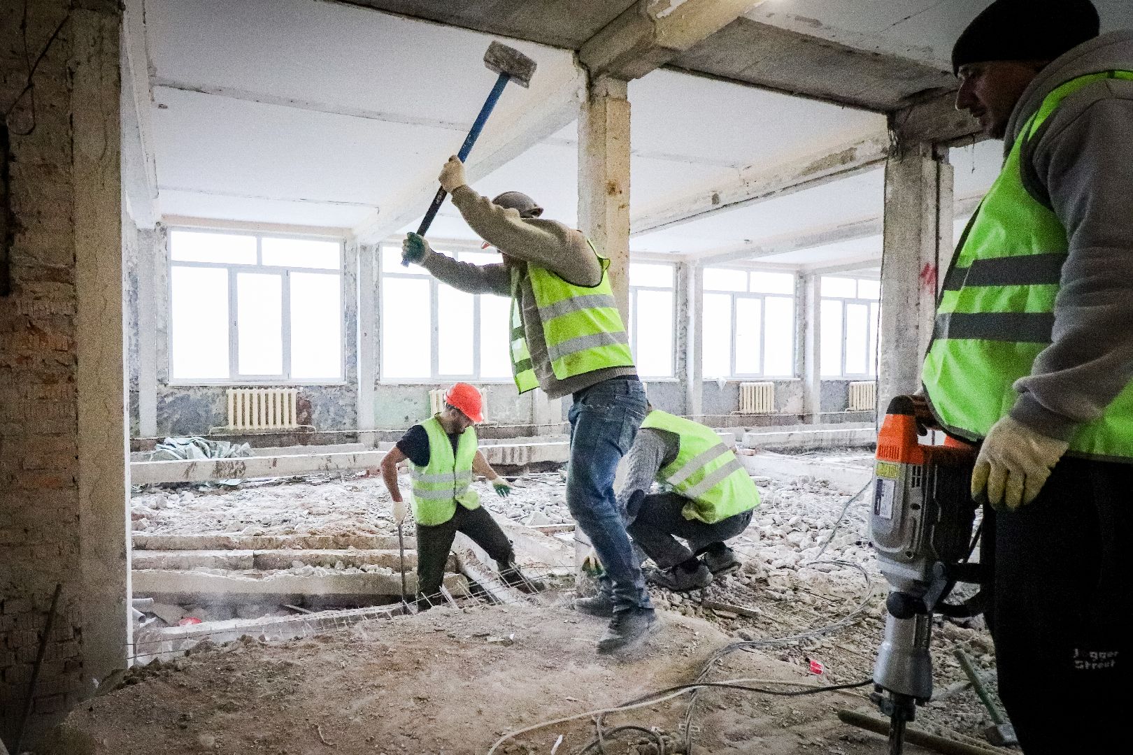 Клин, образование, строительство, капитальный ремонт школ, вертикалки,