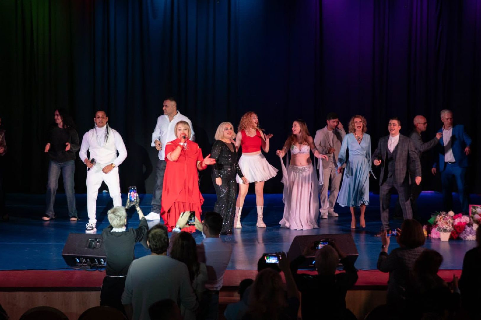 пушкинский, эстрада, песни, концерт, юбилей, дом культуры, зрители, музыка,вертикалки,