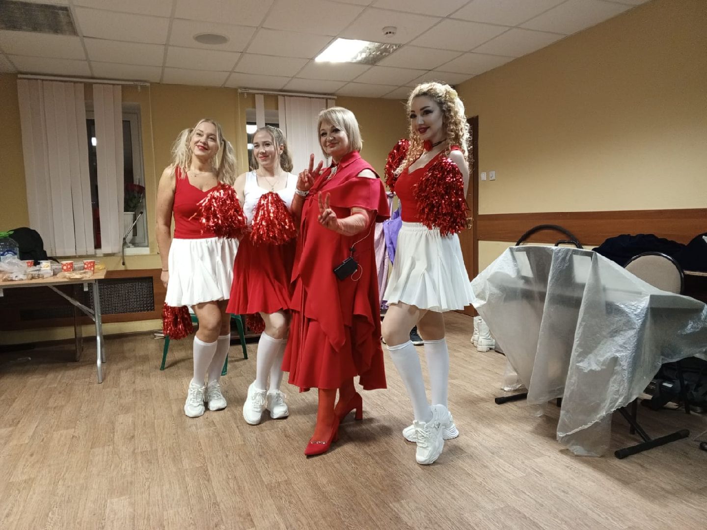 пушкинский, эстрада, песни, концерт, юбилей, дом культуры, зрители, музыка,вертикалки,