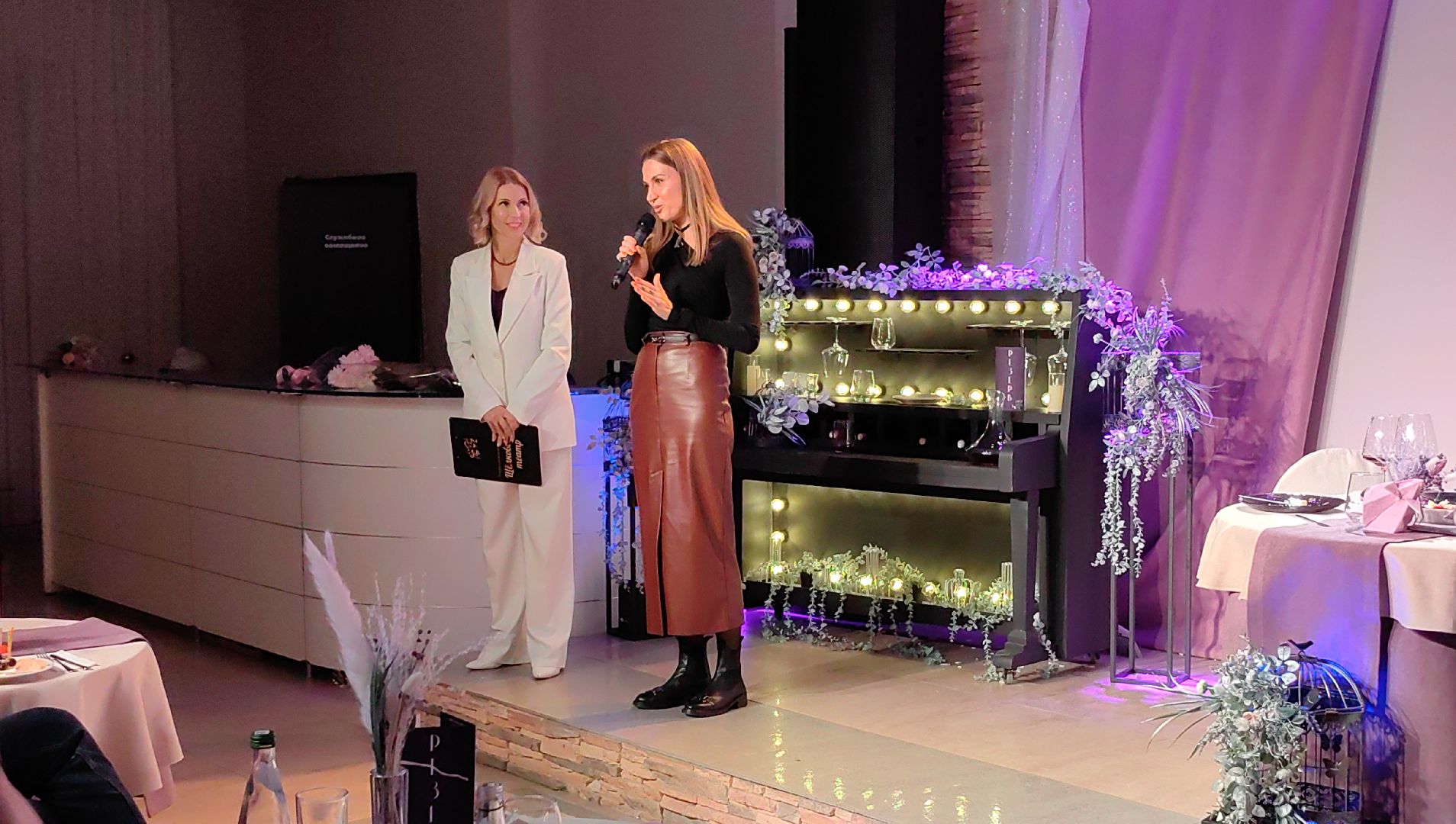 премьера спектакля, театр, актер, живая музыка, вертикалки